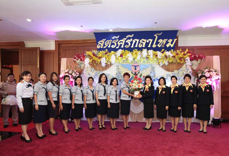 033 วันคล้ายวันสถาปนาสมาคมภริยาข้าราชการสำนักงานปลัดกระทรวงกลาโหม ครบรอบ ๒๕ ปี เมื่อวันที่ ๙ พฤศจิกายน ๒๕๕๘