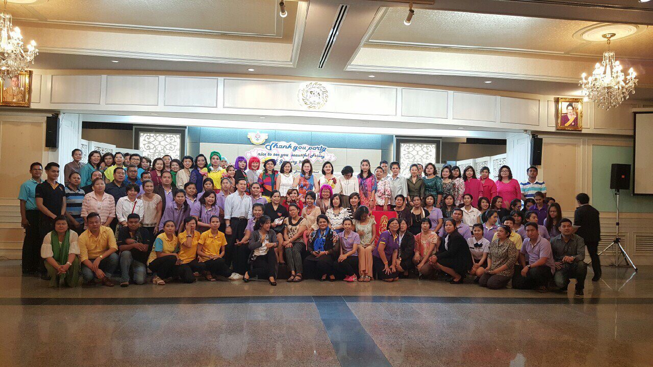 069 นายกสมาคมภริยาฯ จัดงานเลี้ยง Thank you party nice to see you beautiful Friday ให้คณะกรรมการและข้าราชการที่ร่วมแรงร่วมใจ ช่วยงานมูลนิธิอาสาเพื่อนพึ่ง(ภา) ยามยาก
