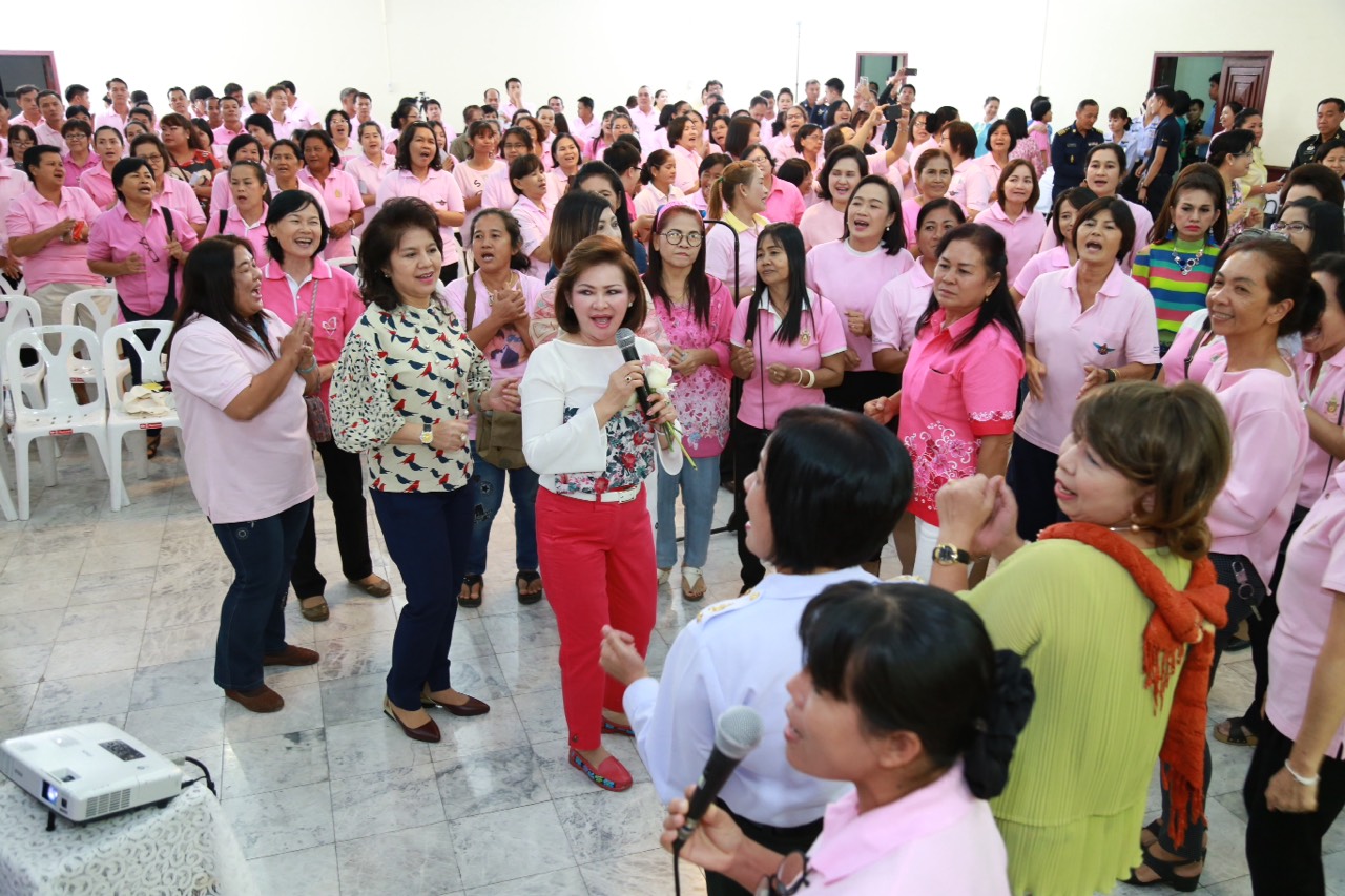 078 นายกสมาคมภริยาฯ นำคณะกรรมการฯ ตรวจเยี่ยมการดำเนินโครงการทั้ง 4 โครงการ ณ.โรงงานวัตถุระเบิดทหาร