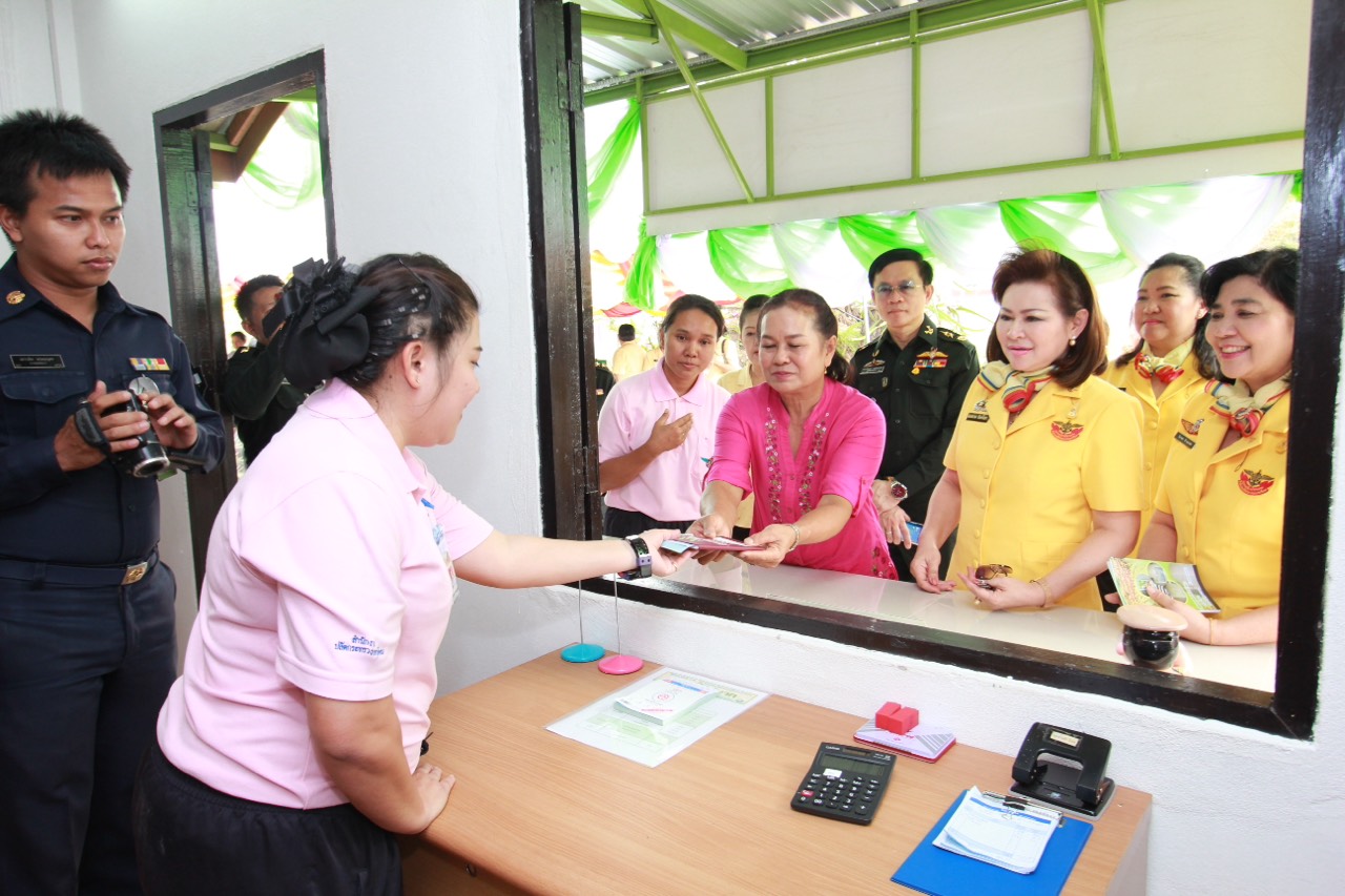 078 นายกสมาคมภริยาฯ นำคณะกรรมการฯ ตรวจเยี่ยมการดำเนินโครงการทั้ง 4 โครงการ ณ.โรงงานวัตถุระเบิดทหาร