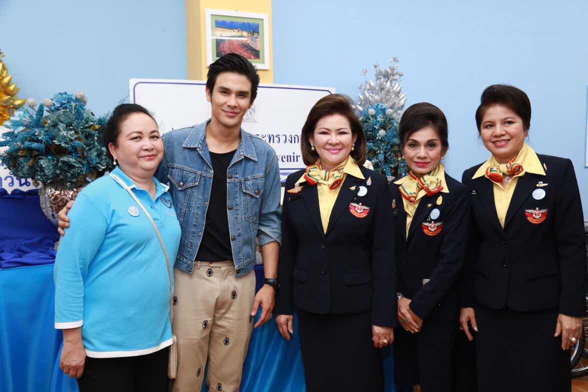 089 การออกร้านสำนักงานปลัดกระทรวงกลาโหมและ ร้านสมาคมภริยาฯ ในงานกาชาดปี ๒๕๕๙ ๓๐ มีนาคม - ๗ เมษายน ๒๕๕๙
