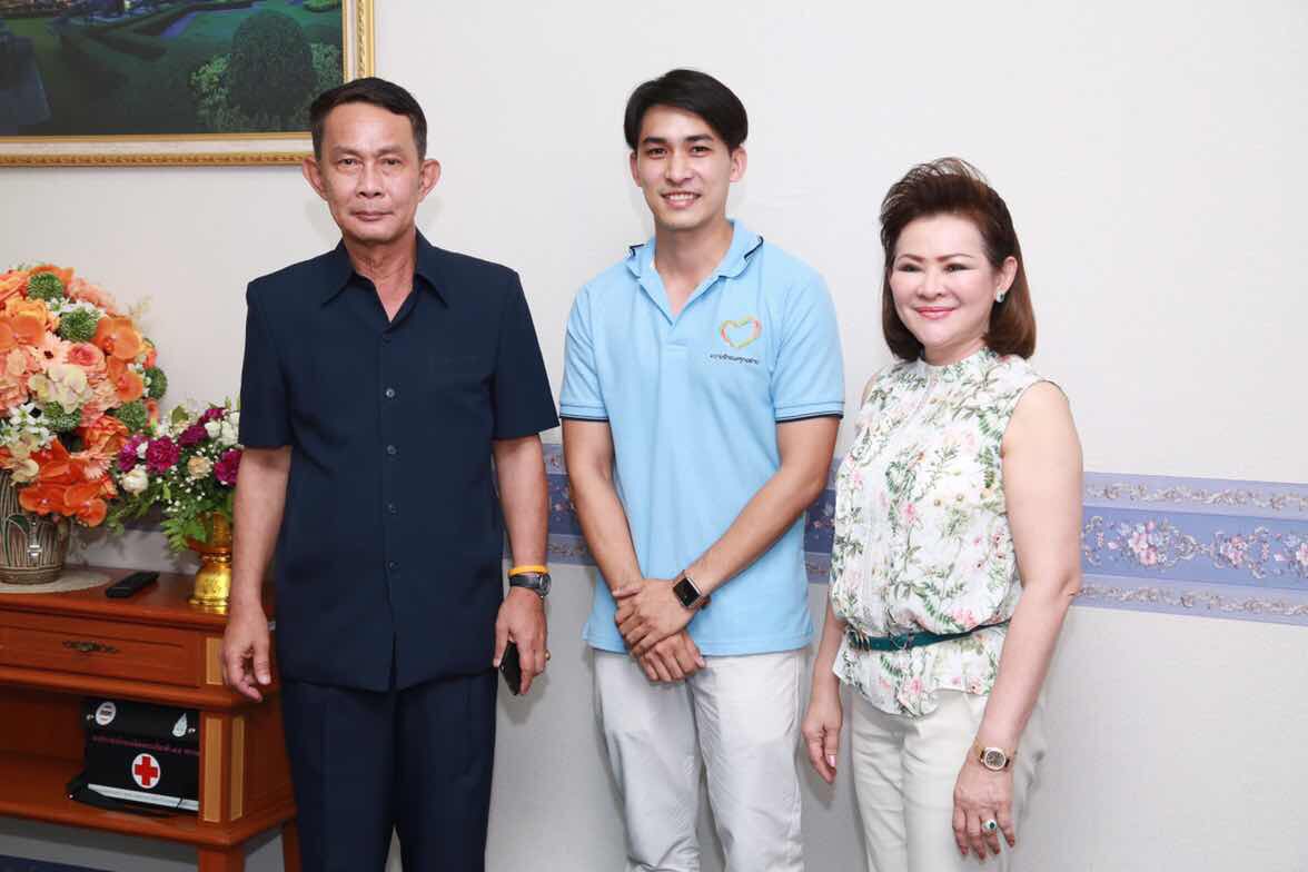 089 การออกร้านสำนักงานปลัดกระทรวงกลาโหมและ ร้านสมาคมภริยาฯ ในงานกาชาดปี ๒๕๕๙ ๓๐ มีนาคม - ๗ เมษายน ๒๕๕๙