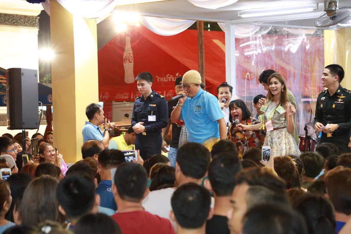089 การออกร้านสำนักงานปลัดกระทรวงกลาโหมและ ร้านสมาคมภริยาฯ ในงานกาชาดปี ๒๕๕๙ ๓๐ มีนาคม - ๗ เมษายน ๒๕๕๙