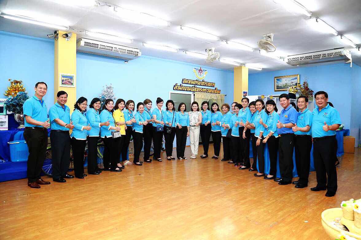 089 การออกร้านสำนักงานปลัดกระทรวงกลาโหมและ ร้านสมาคมภริยาฯ ในงานกาชาดปี ๒๕๕๙ ๓๐ มีนาคม - ๗ เมษายน ๒๕๕๙
