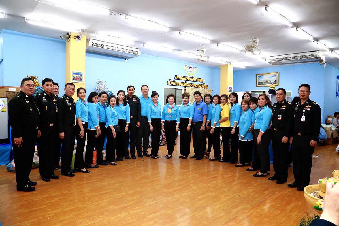 089 การออกร้านสำนักงานปลัดกระทรวงกลาโหมและ ร้านสมาคมภริยาฯ ในงานกาชาดปี ๒๕๕๙ ๓๐ มีนาคม - ๗ เมษายน ๒๕๕๙