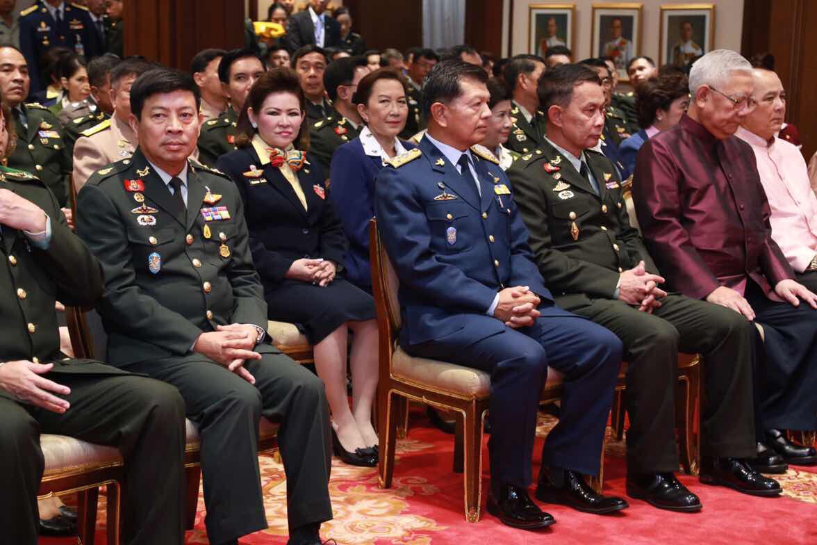 090 ปลัดกระทรวงกลาโหมและนายกสมาคมภริยาฯ ร่วมพิธีเนื่องในวันสถาปนากระทรวงกลาโหม ครบ ๑๒๙ ปี