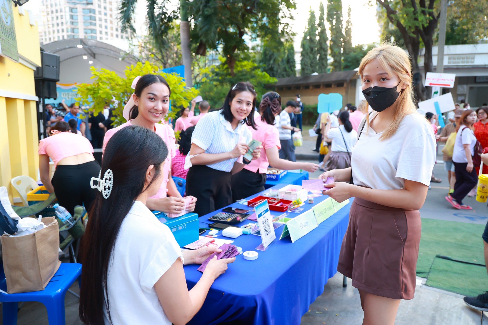 ๐๔๒ กิจกรรมการออกร้านงานกาชาด ประจำปี ๒๕๖๖
