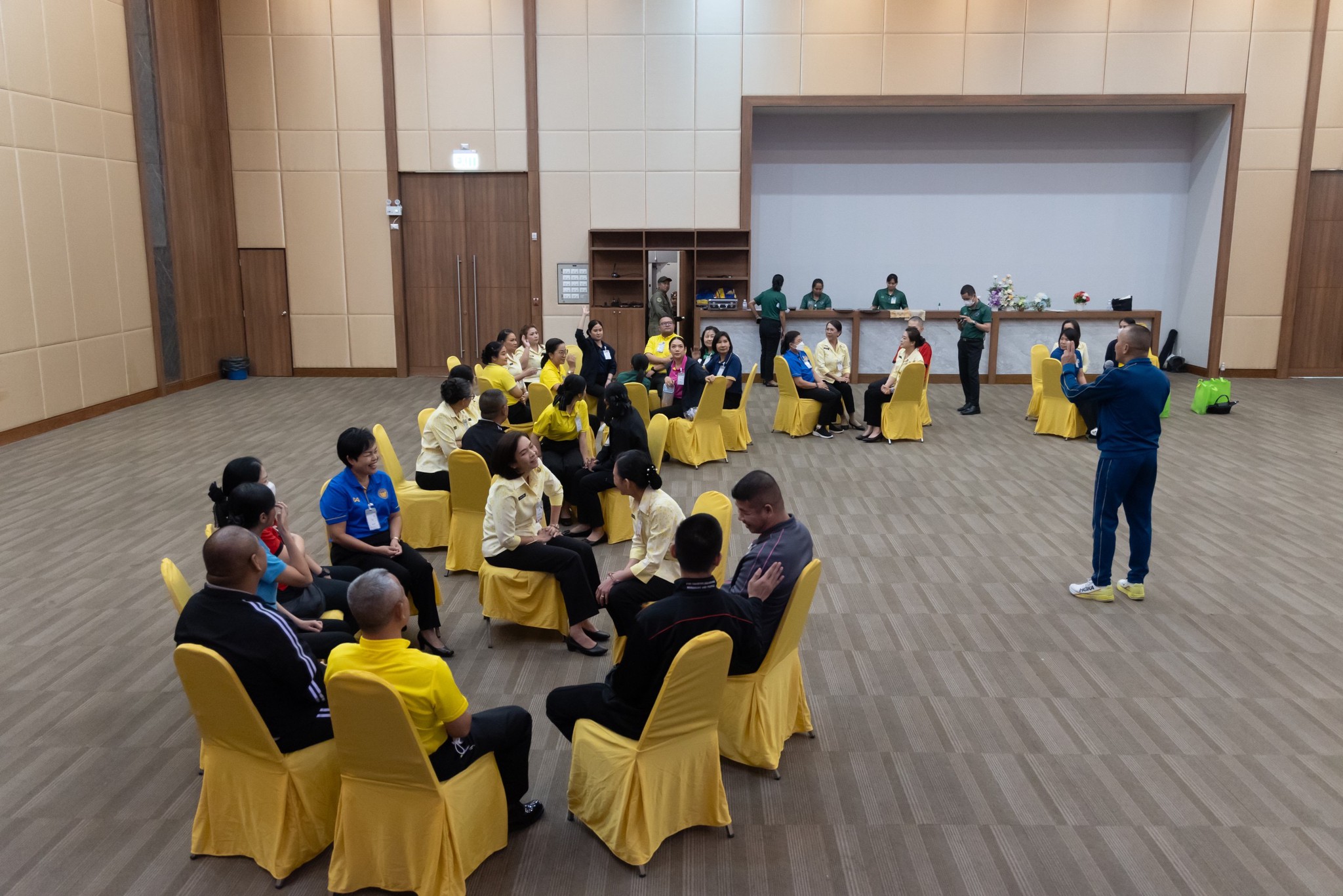 ๐๔๖ กิจกรรมอบรมและสานสัมพันธ์ระหว่างผู้ประสานงาน และคณะกรรมการโครงการสายใยรักษ์ เพื่อคนพิเศษ