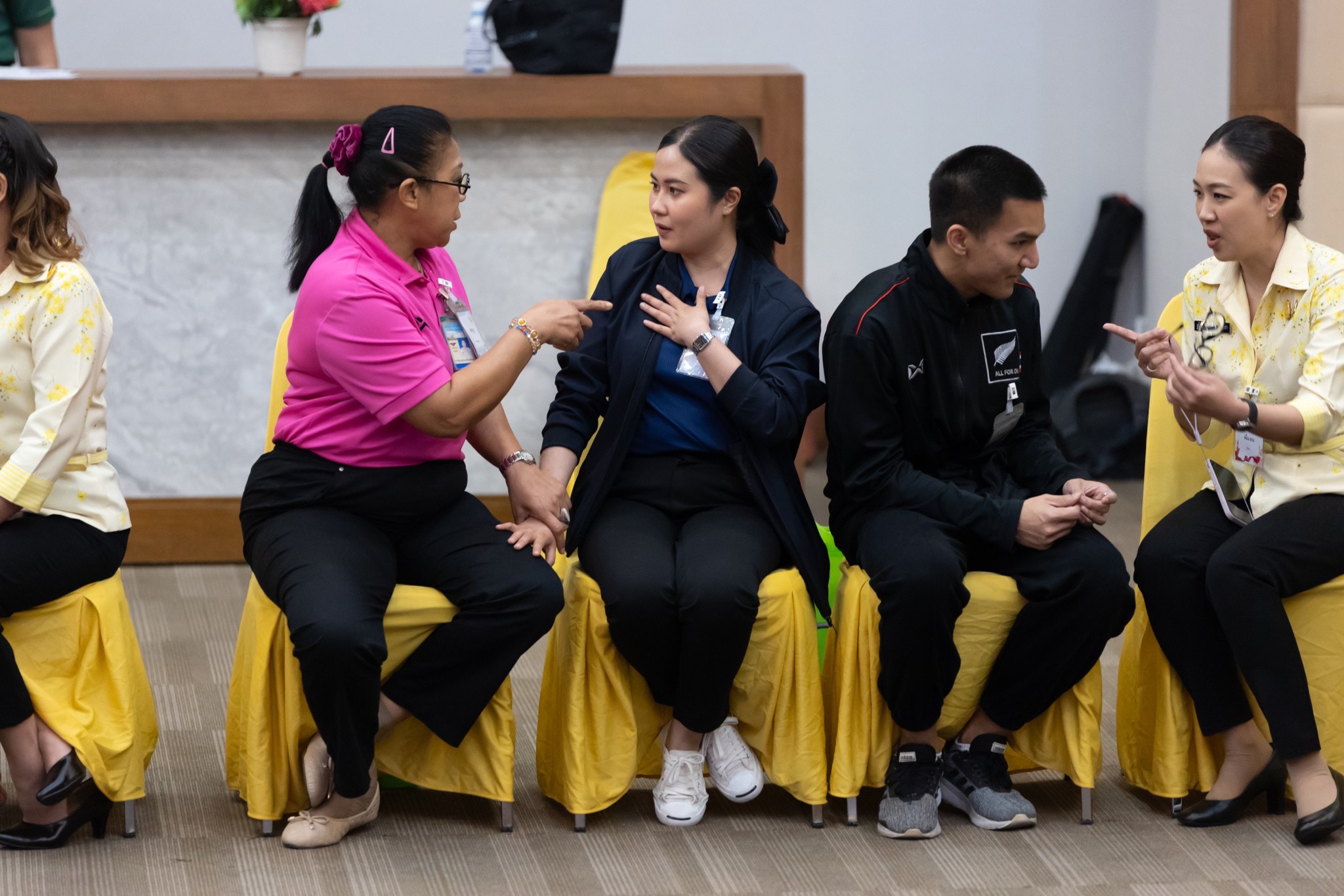 ๐๔๖ กิจกรรมอบรมและสานสัมพันธ์ระหว่างผู้ประสานงาน และคณะกรรมการโครงการสายใยรักษ์ เพื่อคนพิเศษ