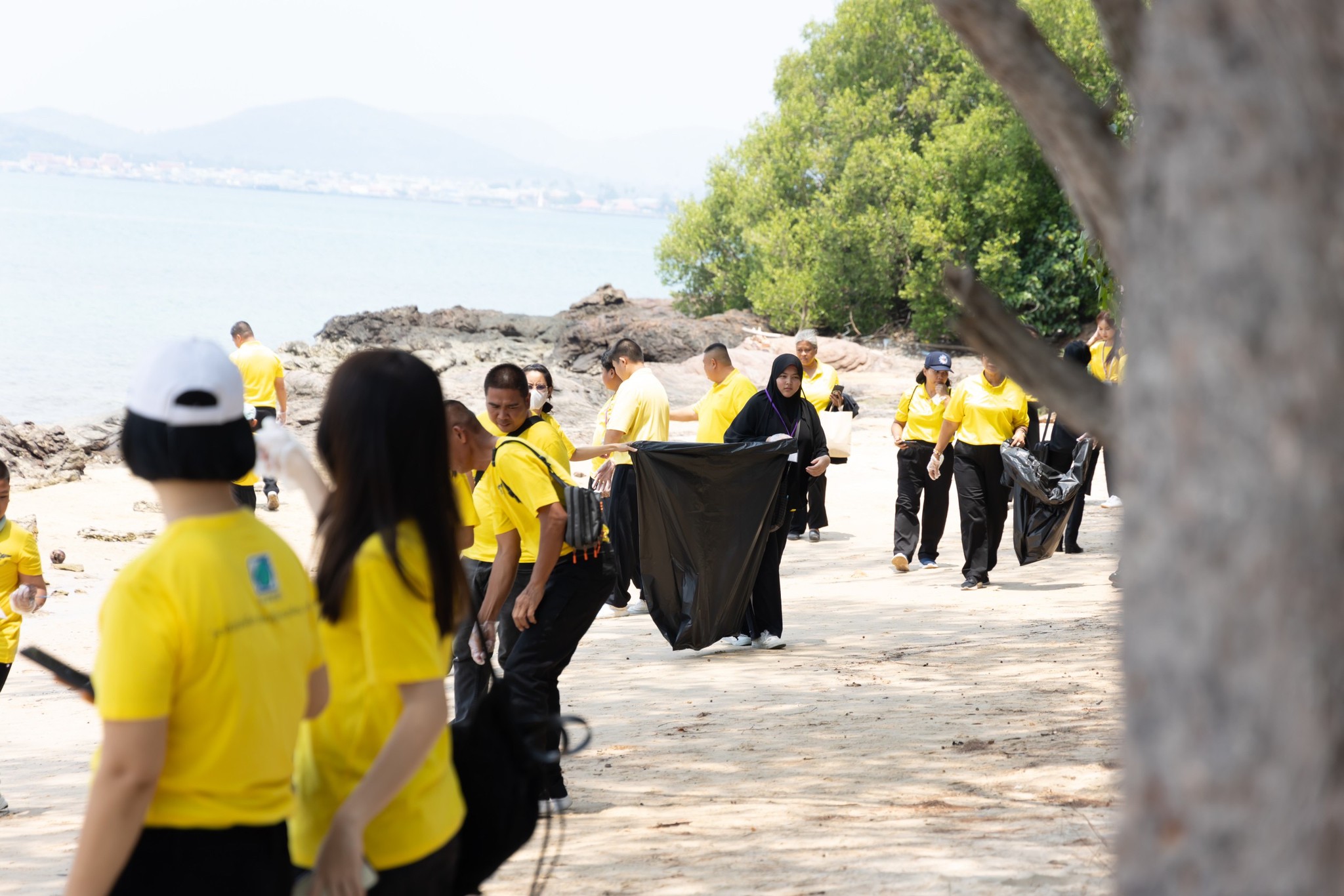 ๐๖๒ กิจกรรมโครงการจิตอาสาเก็บขยะริมหาด เพื่อน้องเต่า และดูงาน "นาวิกนคร ๔.๐ โมเดล"