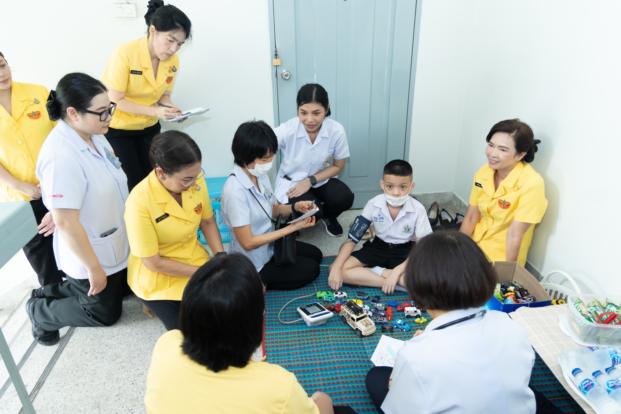 ๐๗๑ การตรวจเยี่ยมบุตรที่มีความต้องการพิเศษของกำลังพลในสังกัดสำนักงานปลัดกระทรวงกลาโหม
