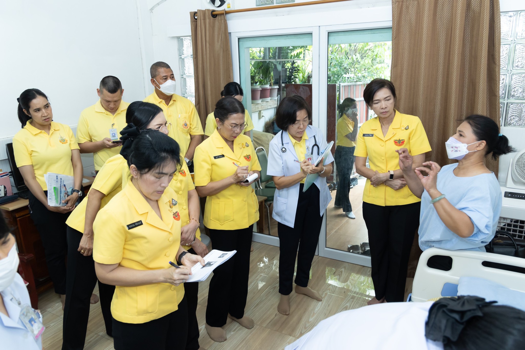 ๐๗๑ การตรวจเยี่ยมบุตรที่มีความต้องการพิเศษของกำลังพลในสังกัดสำนักงานปลัดกระทรวงกลาโหม