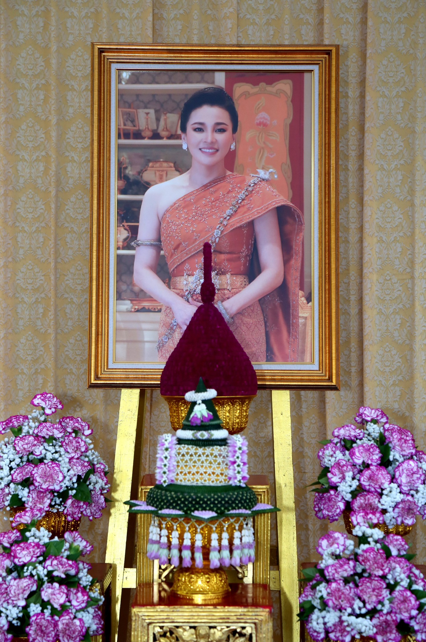 ๐๗๘ พิธีเจริญพระพุทธมนต์ และทำบุญตักบาตร ถวายเป็นพระราชกุศล เนื่องในโอกาสวันเฉลิมพระชนมพรรษา สมเด็จพระนางเจ้าสุทิดา พัชรสุธาพิมลลักษณ พระบรมราชินี (๓ มิถุนายน ๒๕๖๗)