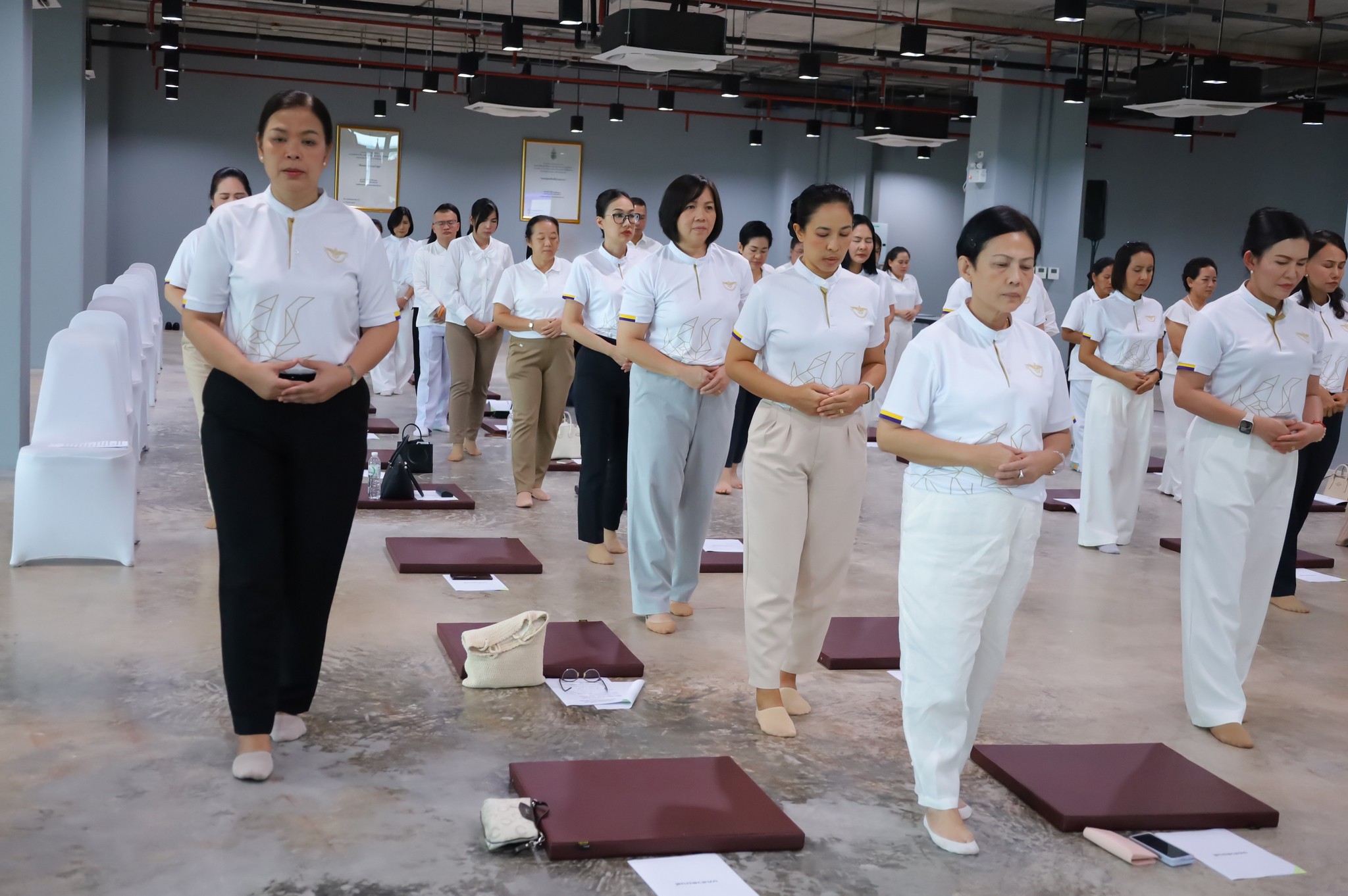 ๐๘๑ การจัดกิจกรรมโครงการ การปฏิบัติธรรมเทิดทูนสถาบันพระมหากษัตริย์ ถวายเป็นพระราชกุศล เนื่องในโอกาสวันเฉลิมพระชนมพรรษา สมเด็จพระนางเจ้าฯ พระบรมราชินี