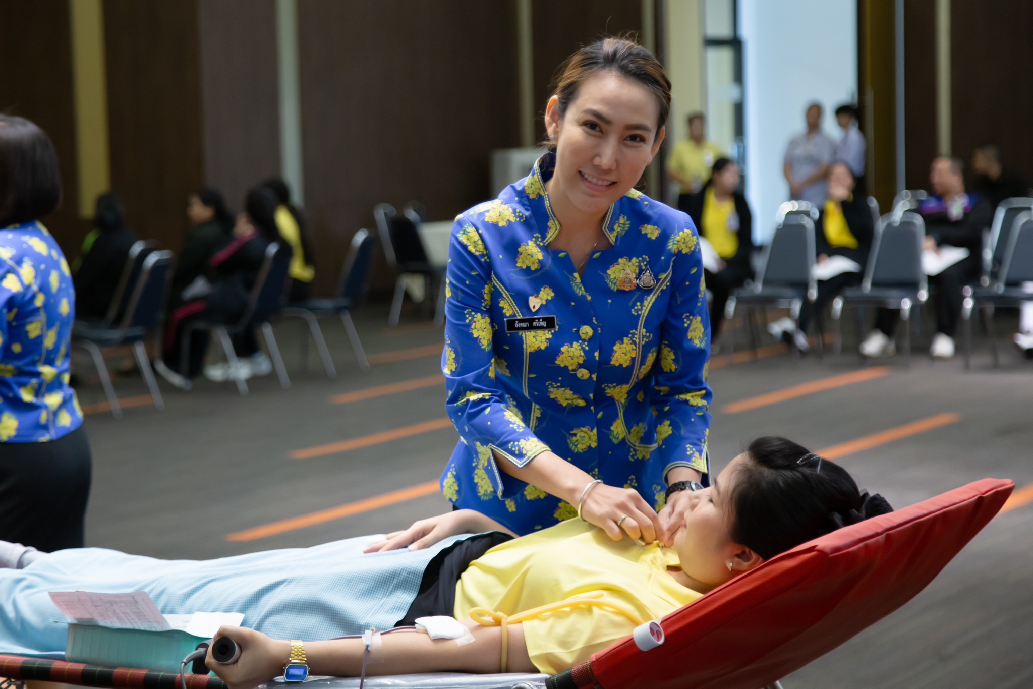 ๐๘๘ กิจกรรมบริจาคโลหิตถวายเป็นพระราชกุศล เนื่องในโอกาสวันเฉลิมพระชนมพรรษา พระบาทสมเด็จพระเจ้าอยู่หัว และสมเด็จพระนางเจ้าสิริกิติ์ พระบรมราชินีนาถ พระบรมราชชนนีพันปีหลวง