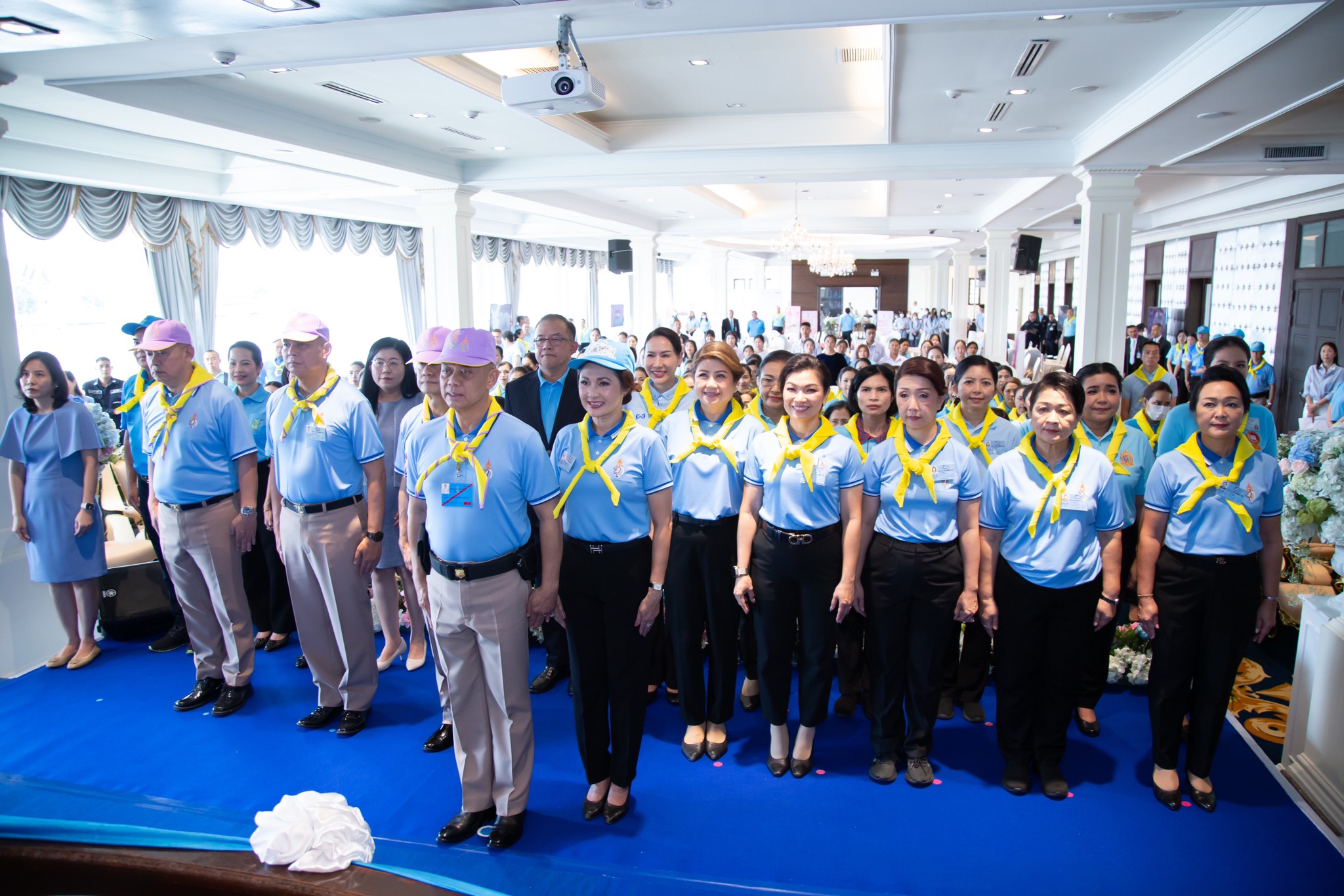 ๑๐๑ กิจกรรมจิตอาสาโครงการ Cups of Love for Mom เฉลิมพระเกียรติ ถวายเป็นพระราชกุศล เนื่องในโอกาสวันเฉลิมพระชนมพรรษา สมเด็จพระนางเจ้าสิริกิติ์ พระบรมราชินีนาถ พระบรมราชชนนีพันปีหลวง