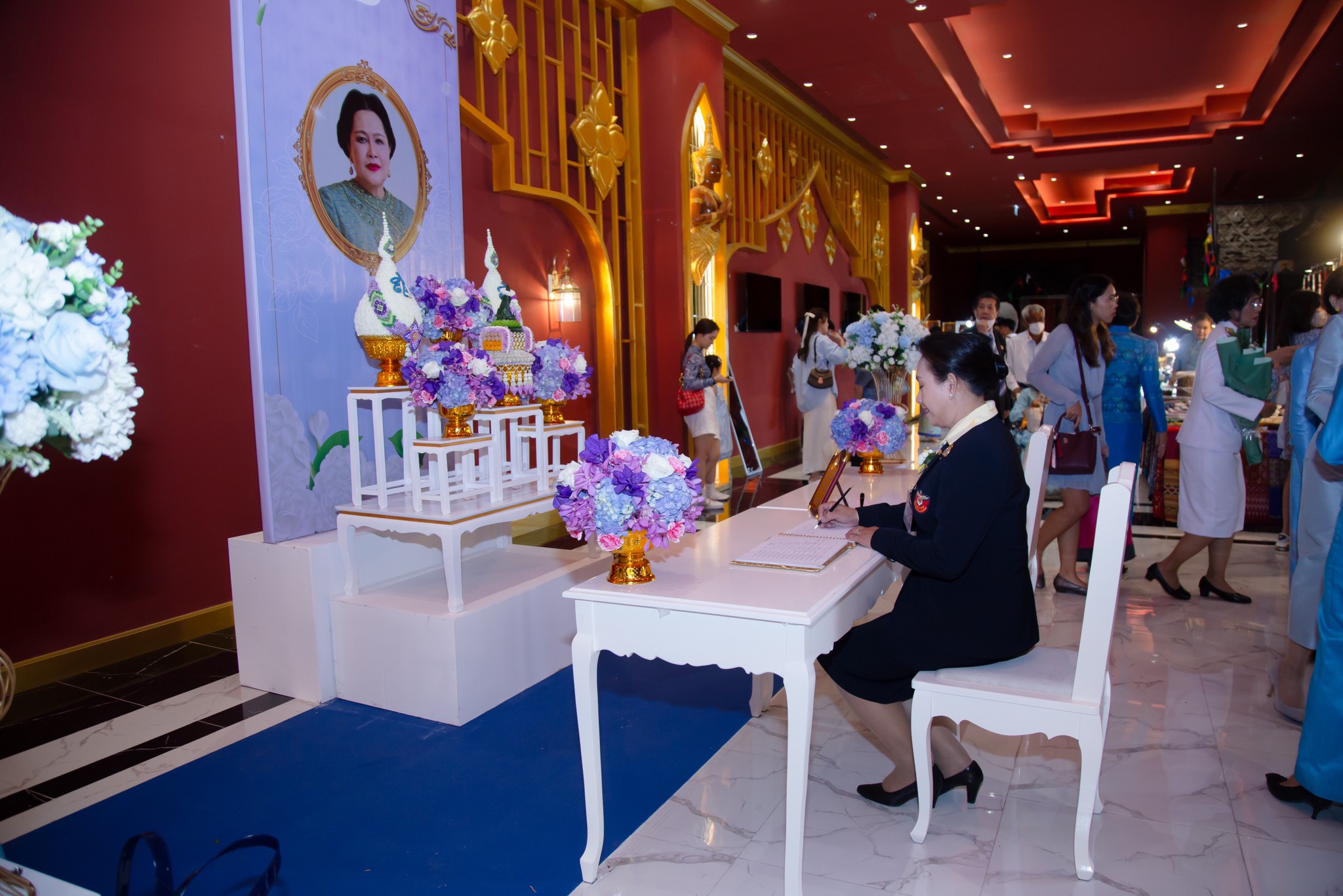 ๑๐๔ การเข้าเฝ้าฯ สมเด็จพระกนิษฐาธิราชเจ้ากรมสมเด็จพระเทพรัตนราชสุดาฯ สยามบรมราชกุมารีเพื่อรับพระราชทานโล่เกียรติคุณผู้สนับสนุนการจัดงานวันแม่แห่งชาติ ประจำปี ๒๕๖๗