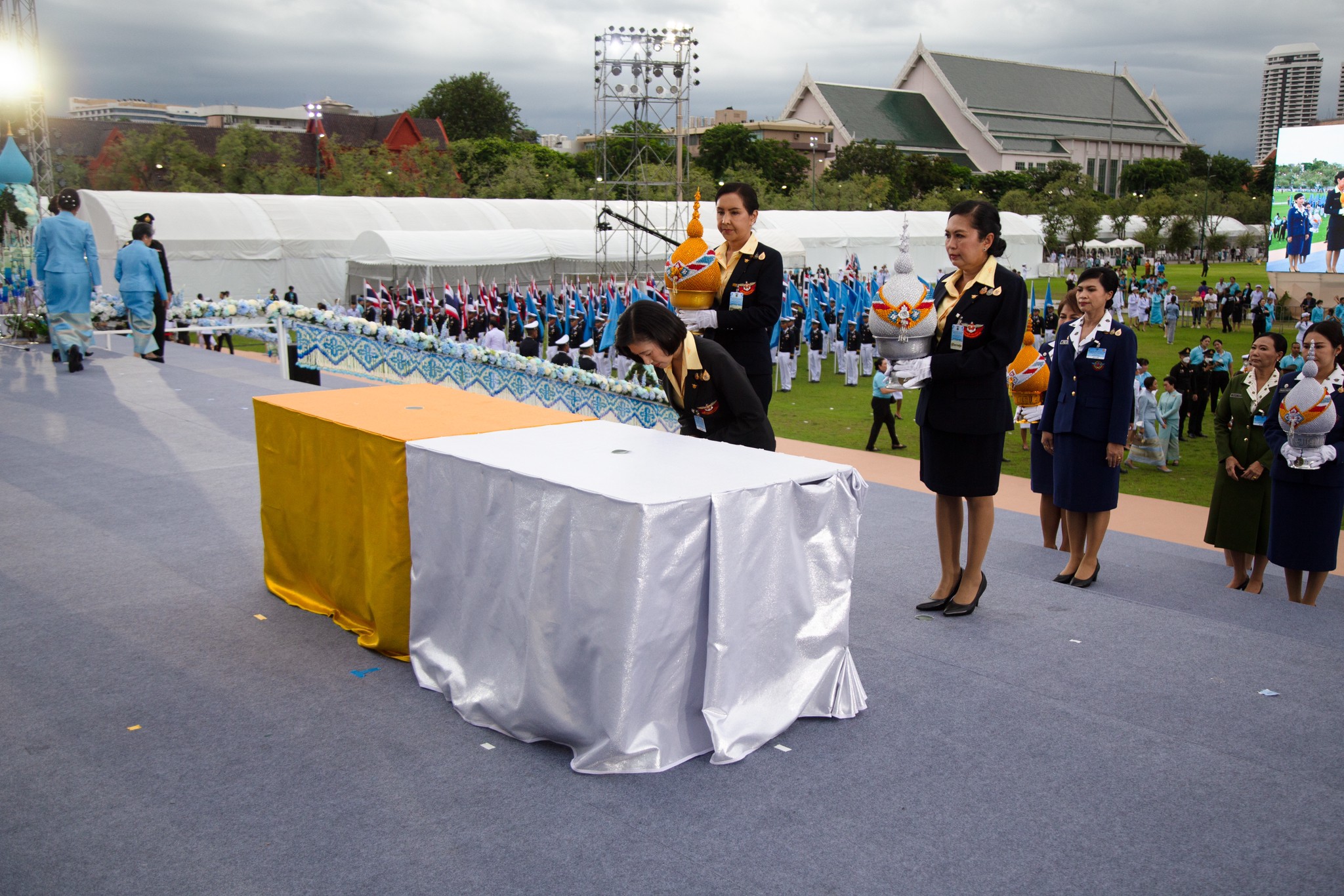 ๑๐๕ พิธีถวายเครื่องราชสักการะ วางพานพุ่มและจุดเทียนถวายพระพรชัยมงคล เนื่องในโอกาสวันเฉลิมพระชนมพรรษา สมเด็จพระนางเจ้าสิริกิติ์ พระบรมราชินีนาถ พระบรมราชชนนีพันปีหลวง ๑๒ สิงหาคม ๒๕๖๗