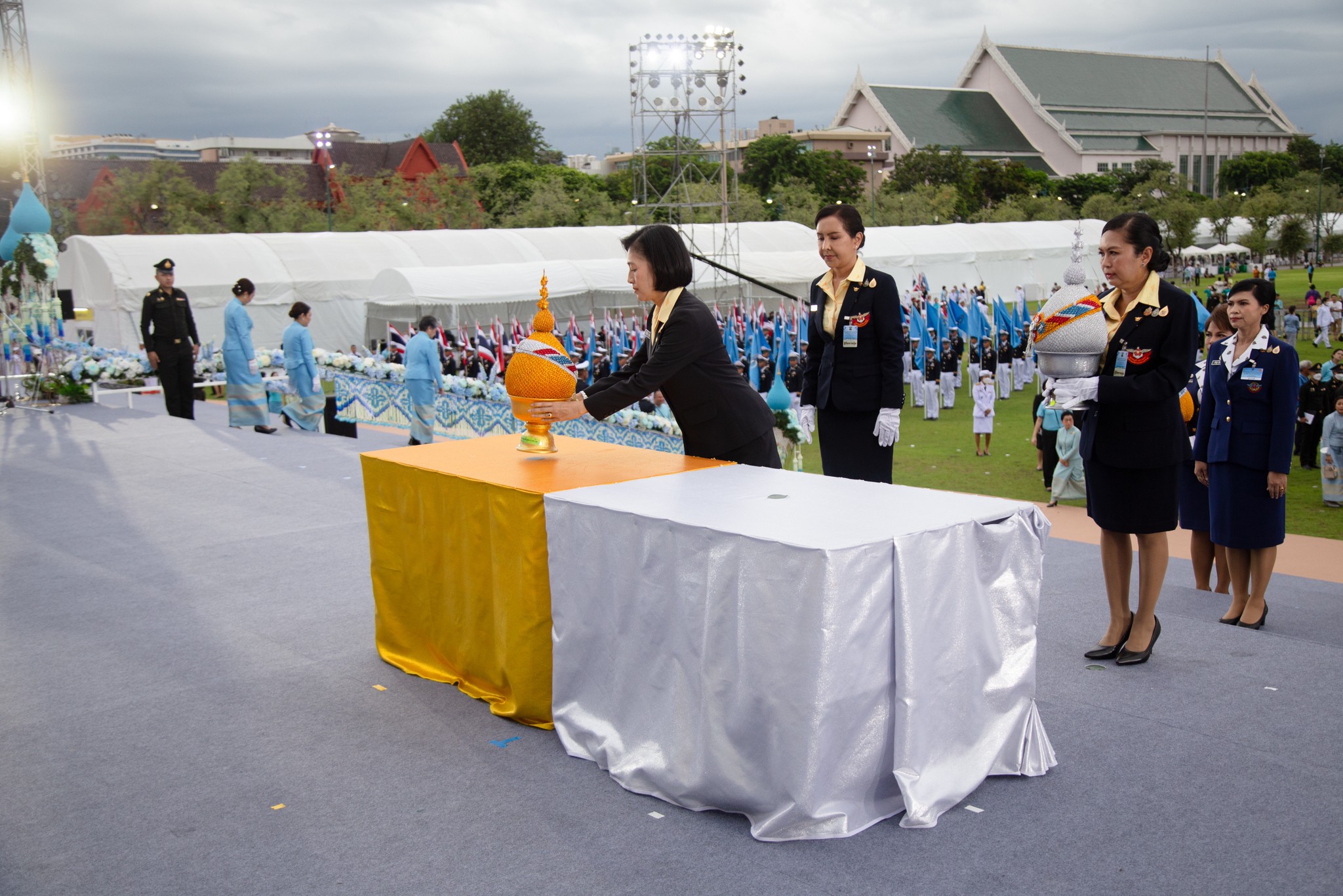 ๑๐๕ พิธีถวายเครื่องราชสักการะ วางพานพุ่มและจุดเทียนถวายพระพรชัยมงคล เนื่องในโอกาสวันเฉลิมพระชนมพรรษา สมเด็จพระนางเจ้าสิริกิติ์ พระบรมราชินีนาถ พระบรมราชชนนีพันปีหลวง ๑๒ สิงหาคม ๒๕๖๗