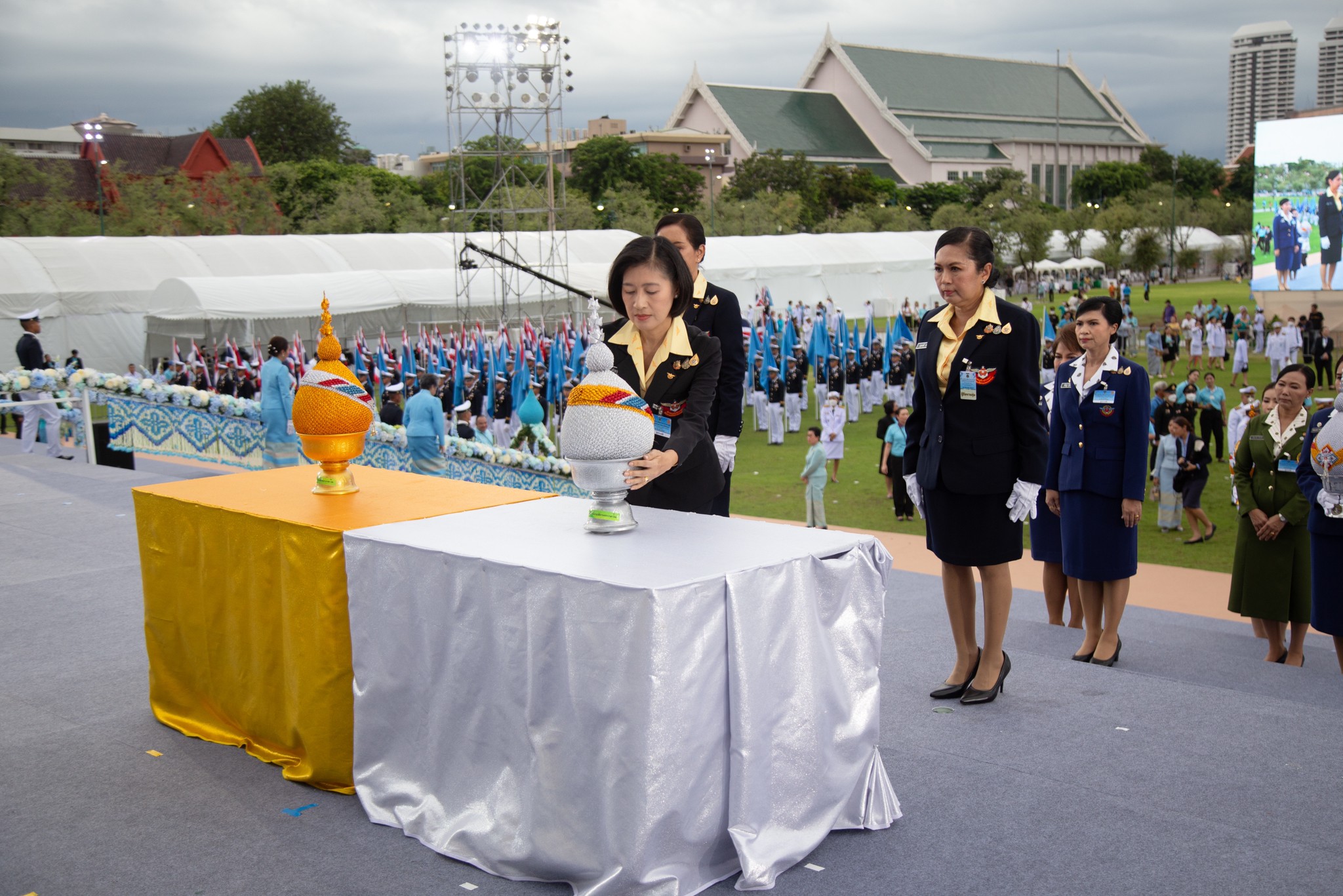 ๑๐๕ พิธีถวายเครื่องราชสักการะ วางพานพุ่มและจุดเทียนถวายพระพรชัยมงคล เนื่องในโอกาสวันเฉลิมพระชนมพรรษา สมเด็จพระนางเจ้าสิริกิติ์ พระบรมราชินีนาถ พระบรมราชชนนีพันปีหลวง ๑๒ สิงหาคม ๒๕๖๗