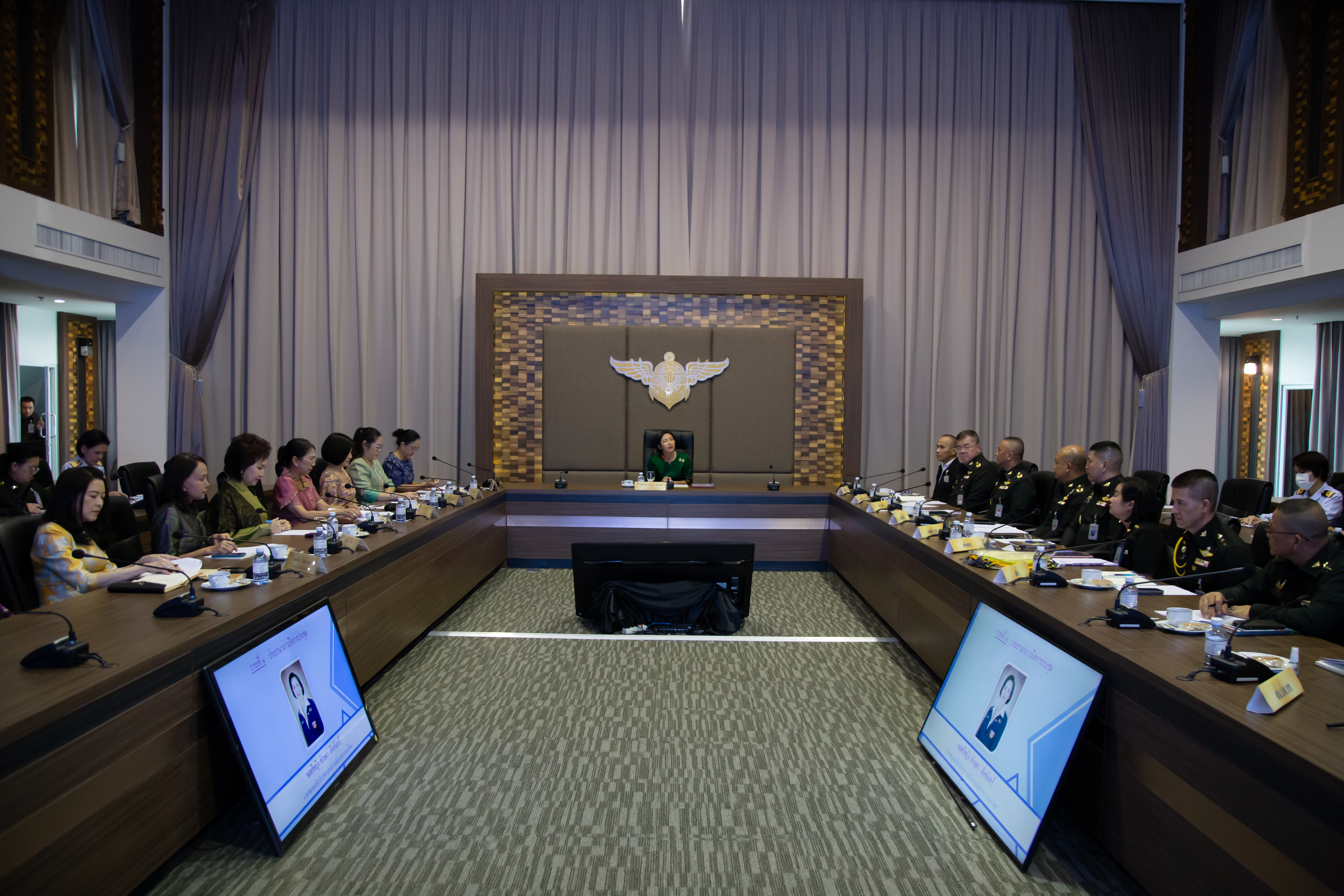 ๐๘ การประชุมเตรียมการจัดงานวันคล้ายวันสถาปนาสมาคมภริยาข้าราชการสำนักงานปลัดกระทรวงกลาโหม ครบรอบปีที่ ๓๔