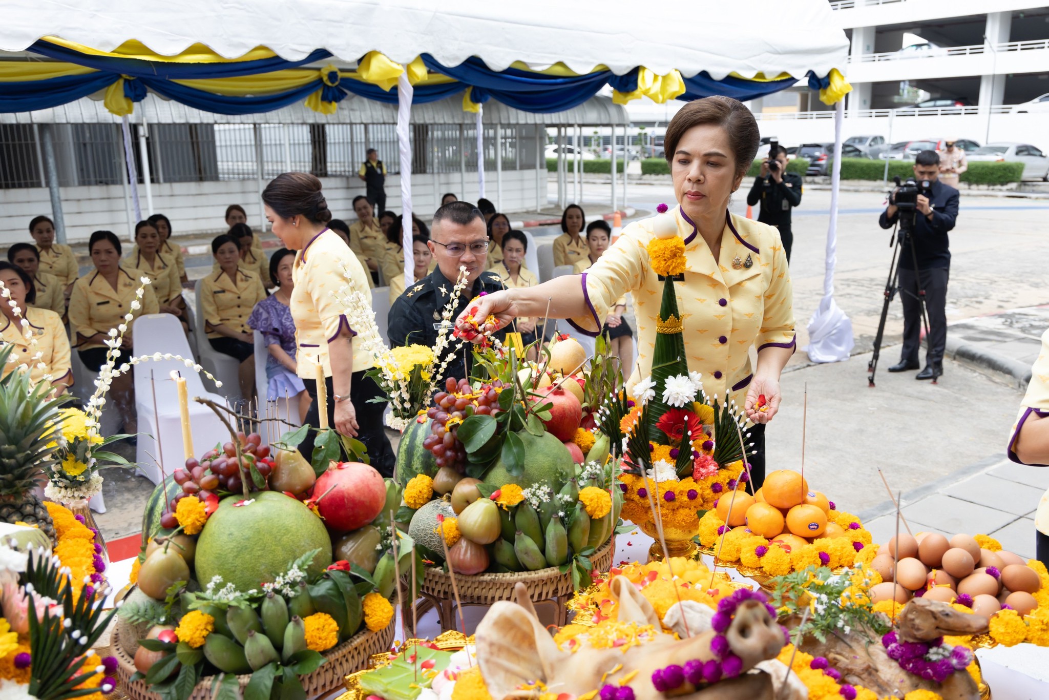 ๑๕ การจัดงานวันคล้ายวันสถาปนาสมาคมภริยาข้าราชการสำนักงานปลัดกระทรวงกลาโหม ครบรอบปีที่ ๓๔