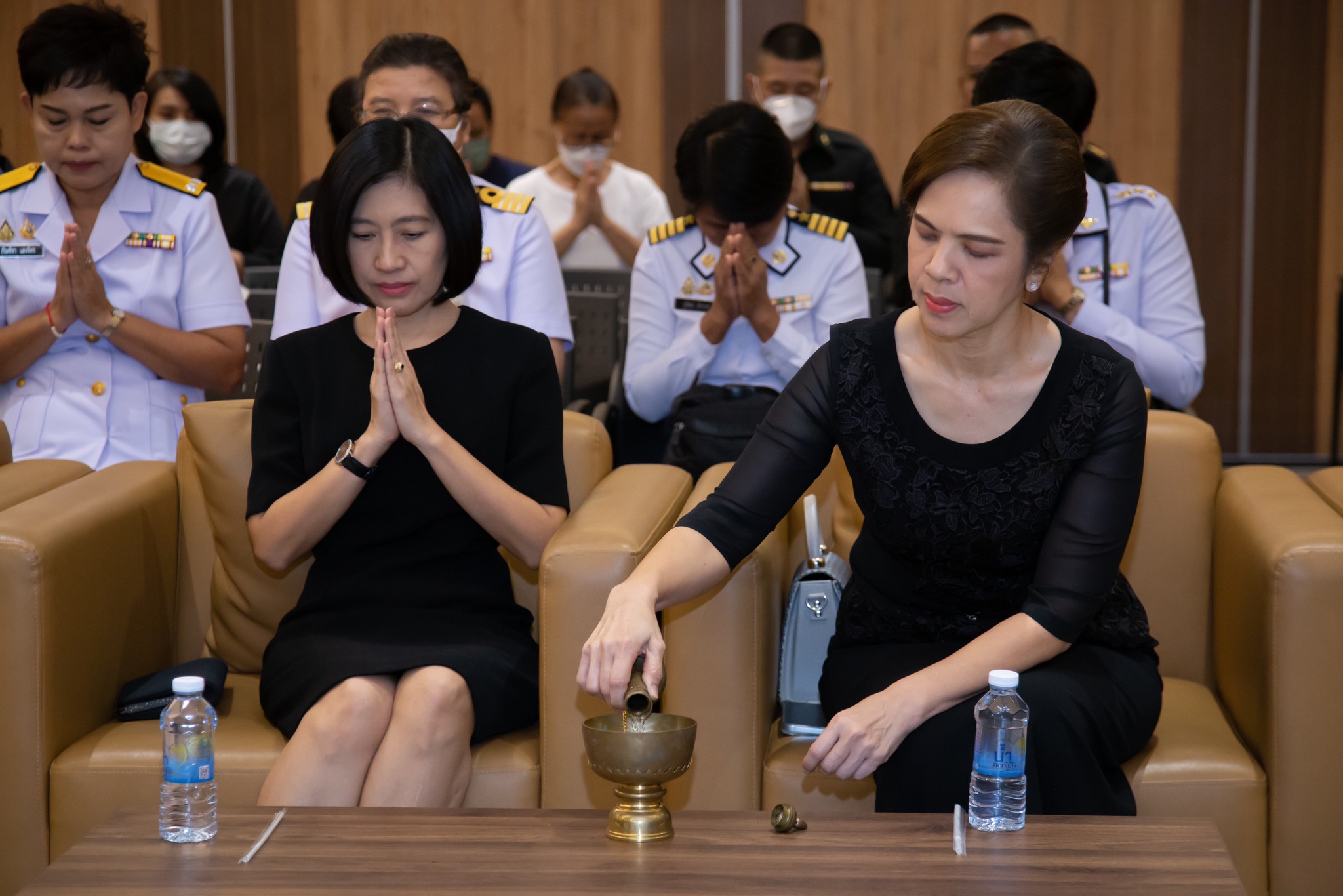 ๑๙ อุปนายกสมาคมภริยาข้าราชการสำนักงานปลัดกระทรวงกลาโหม ร่วมพิธีบำเพ็ญกุศลสวดพระอภิธรรมบุตรของกำลังพล โครงการสายใยรักษ์ เพื่อคนพิเศษ