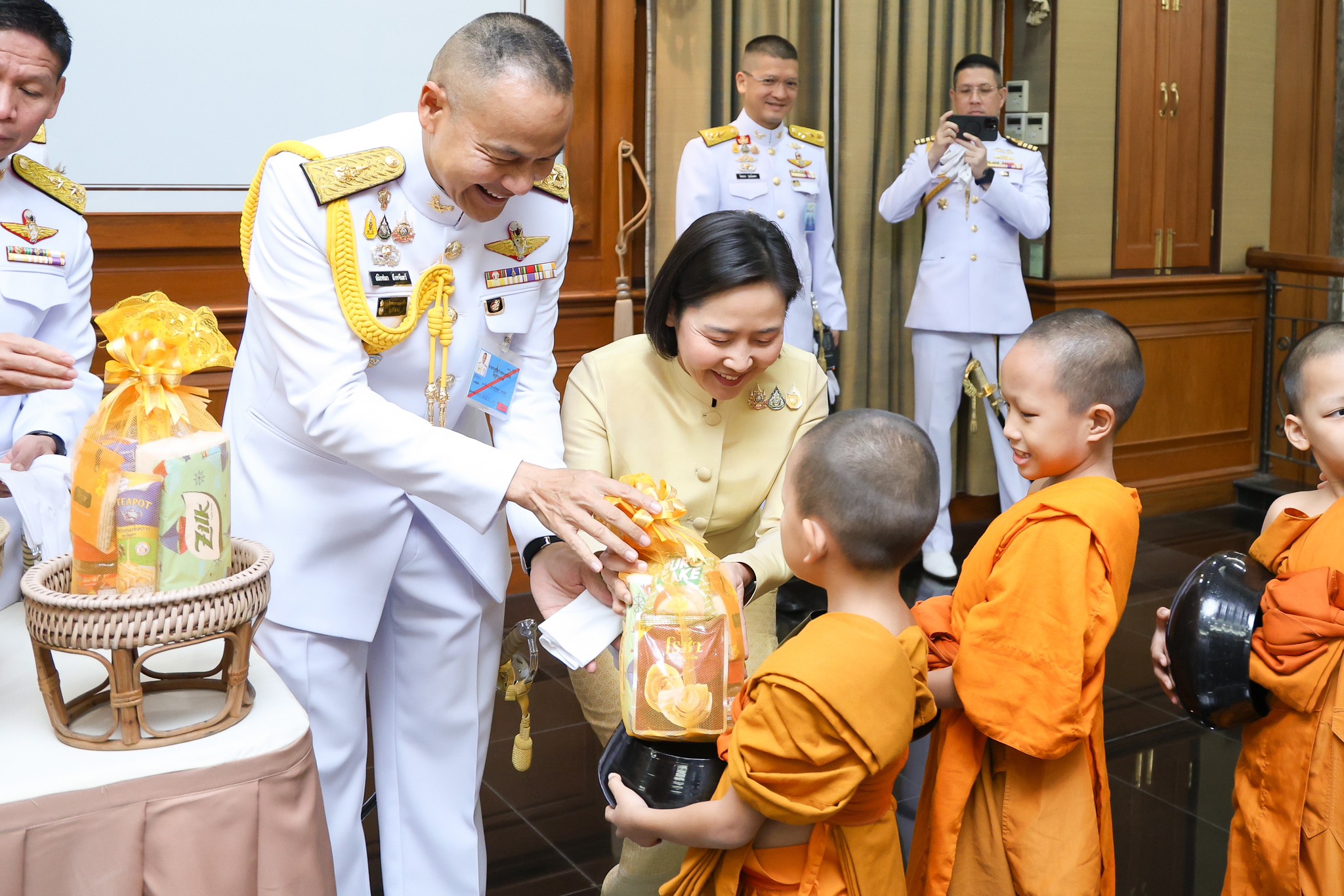 ๒๘ การจัดกิจกรรมเนื่องในวันคล้ายวันพระบรมราชสมภพ พระบาทสมเด็จพระบรมชนกาธิเบศร มหาภูมิพลอดุลยเดชมหาราช บรมนาถบพิตร (๕ ธ.ค.๖๗)