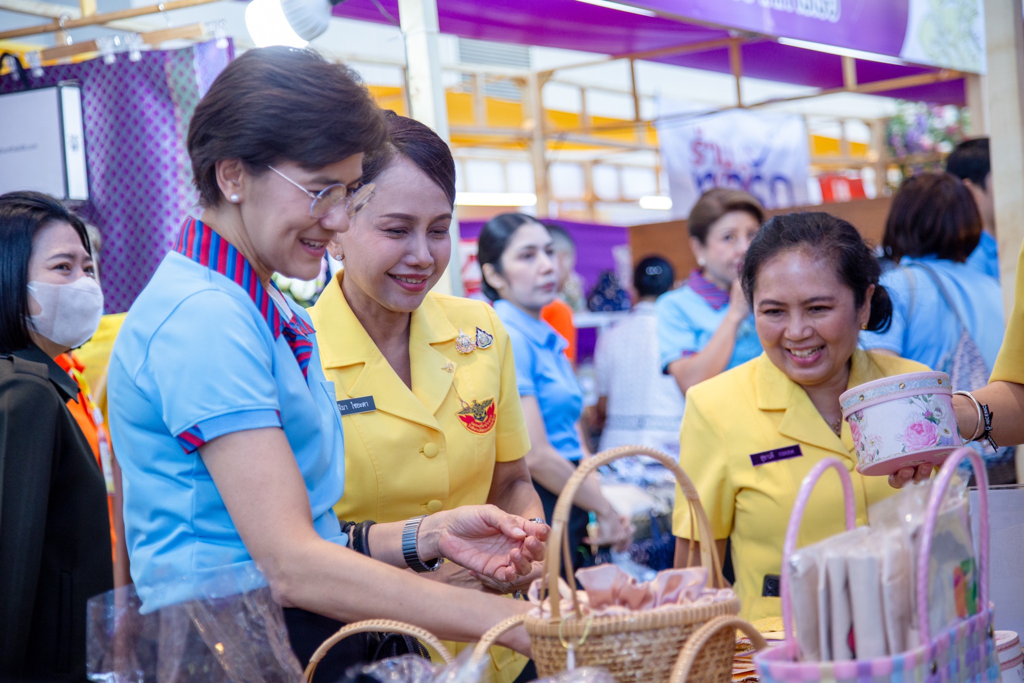 ๓๖ งาน "เพื่อนพึ่ง (ภาฯ) เฉลิมพระเกียรติพระบาทสมเด็จพระเจ้าอยู่หัว ทรงเจริญพระชนมพรรษา ๗๒ พรรษา"