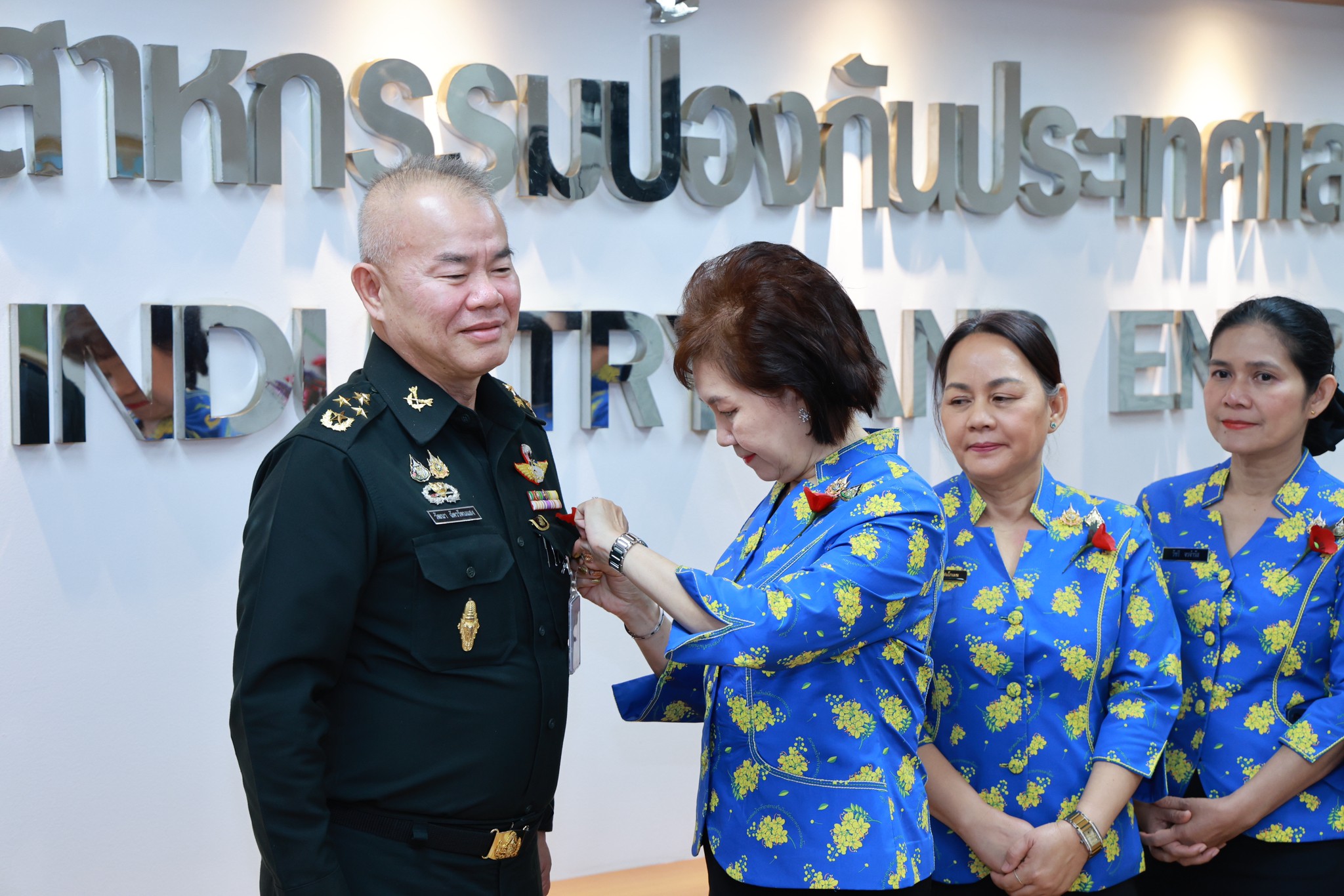 ๕๐ กิจกรรมประดับดอกไม้ที่ระลึกวันทหารผ่านศึก ประจำปี ๒๕๖๘
