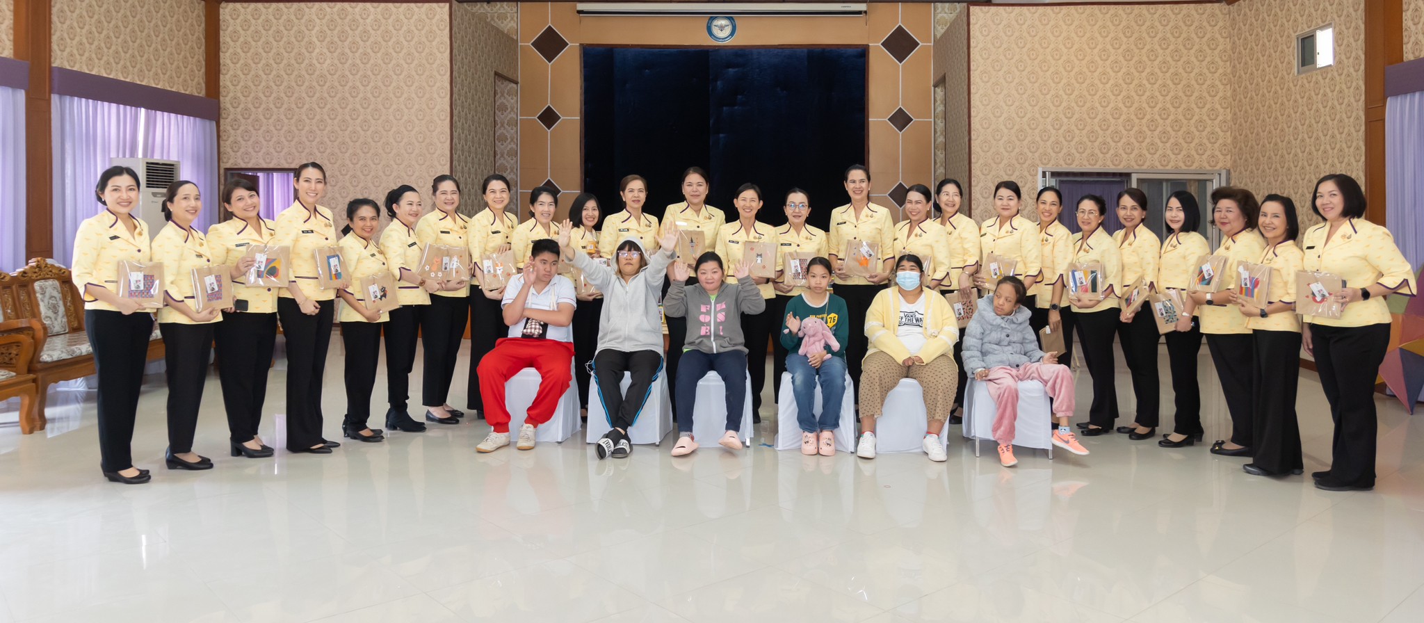 ๕๑ การตรวจเยี่ยมและติดตามความคืบหน้าการดำเนินงานโครงการต่างๆ ของสมาคมฯ