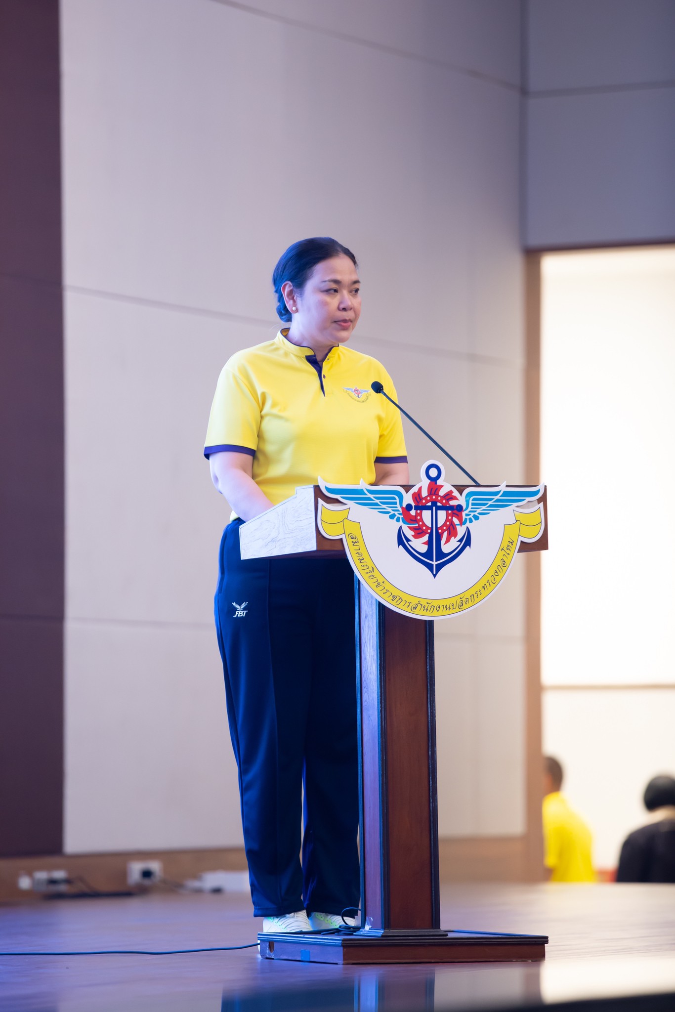 ๕๔ กิจกรรม "ขยับนิด...พิชิตโรค" โดยโครงการศูนย์ส่งเสริมการเรียนรู้