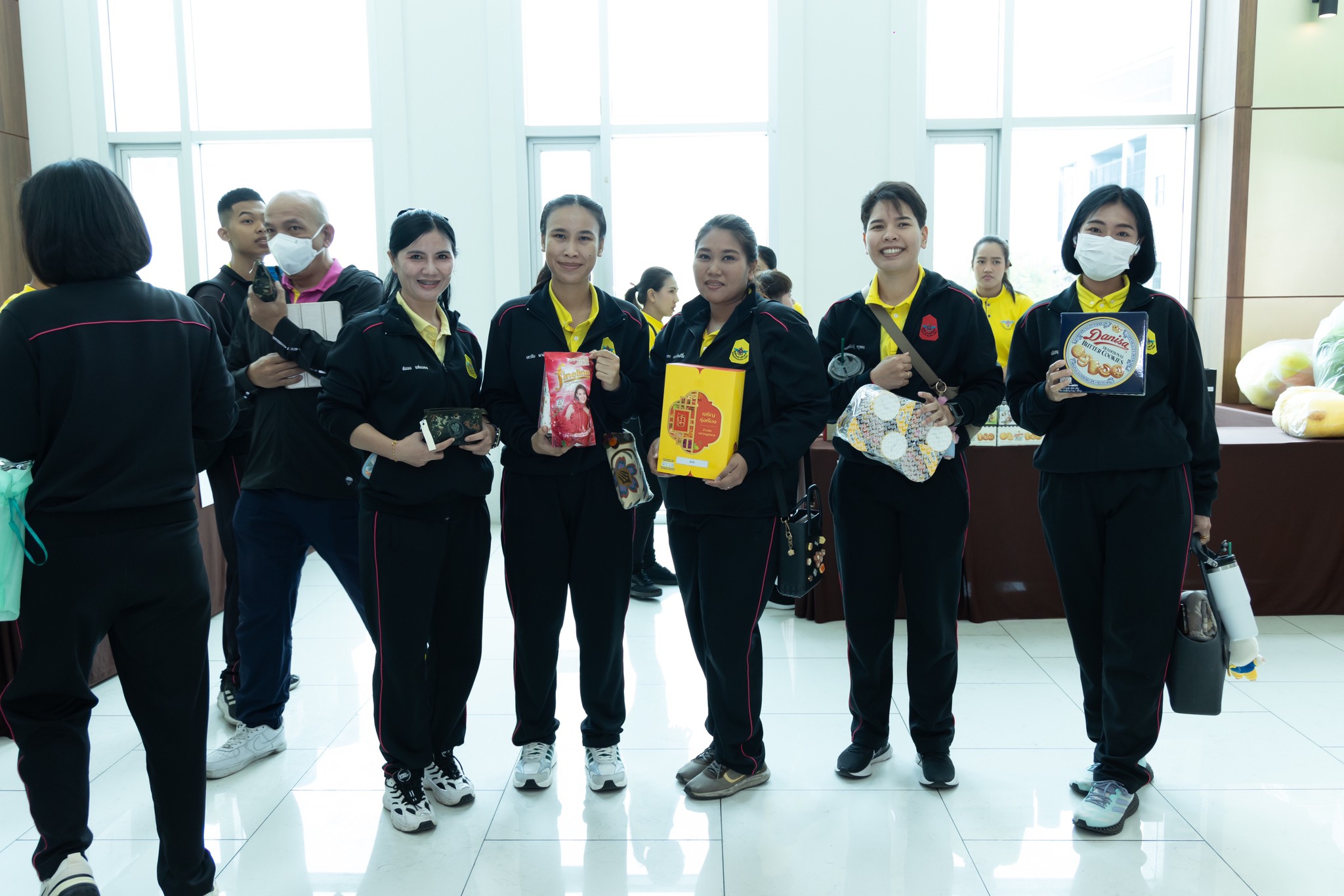 ๕๖ การจัดงานเลี้ยงขอบคุณข้าราชการ ที่ร่วมปฏิบัติหน้าที่ในการออกร้านงาน "เพื่อนพึ่ง (ภาฯ)" และงานกาชาด ประจำปี ๒๕๖๗