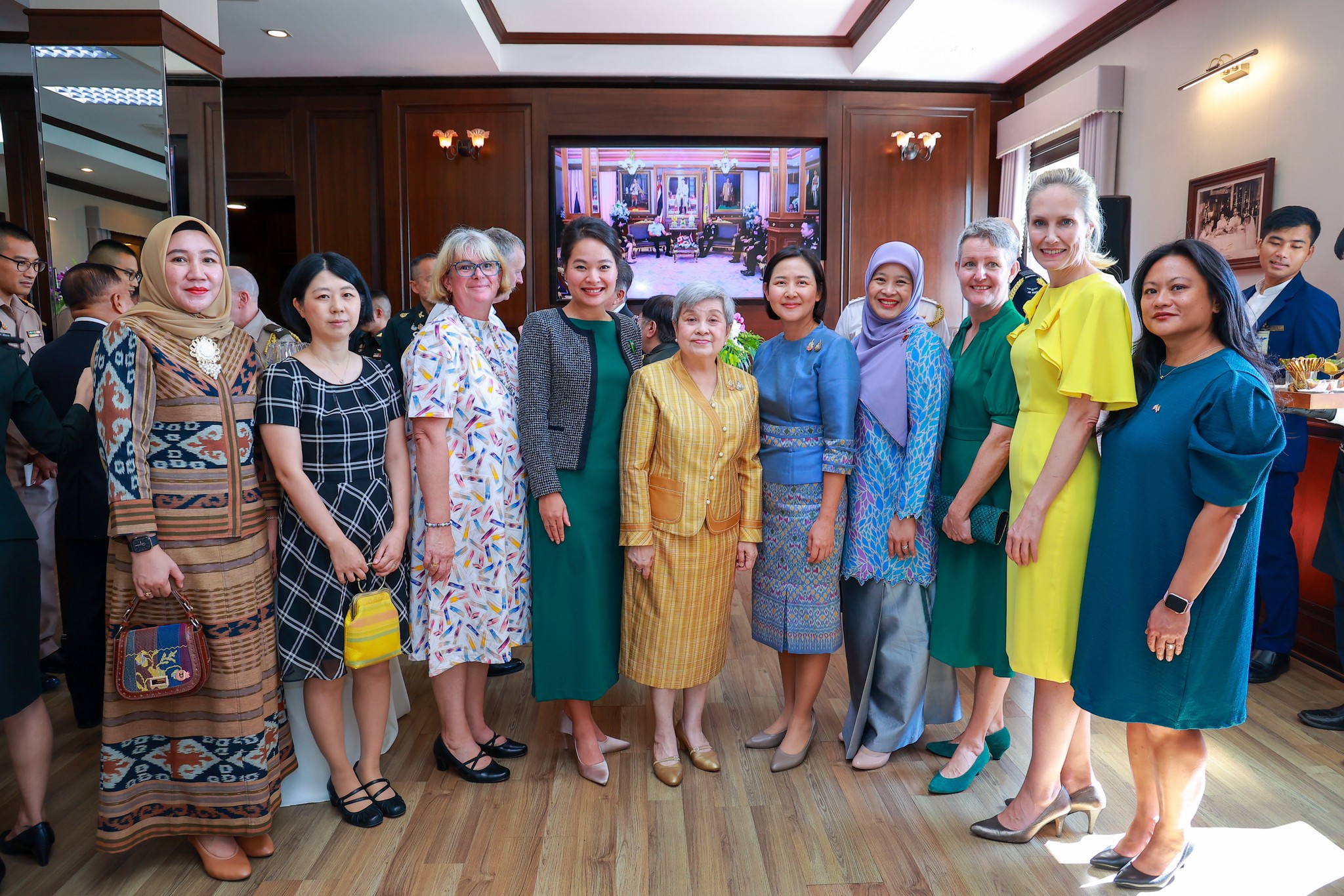 ๕๘ งานเลี้ยงรับรองคณะผู้ช่วยทูตทหารต่างประเทศ ประจำกรุงเทพฯ