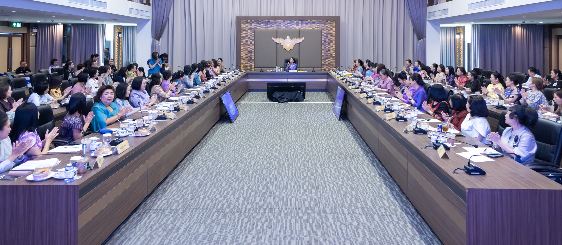 ๖๗ การประชุมสรุปผลการดำเนินงานของสมาคมภริยาข้าราชการสำนักงานปลัดกระทรวงกลาโหม รอบ ๖ เดือน