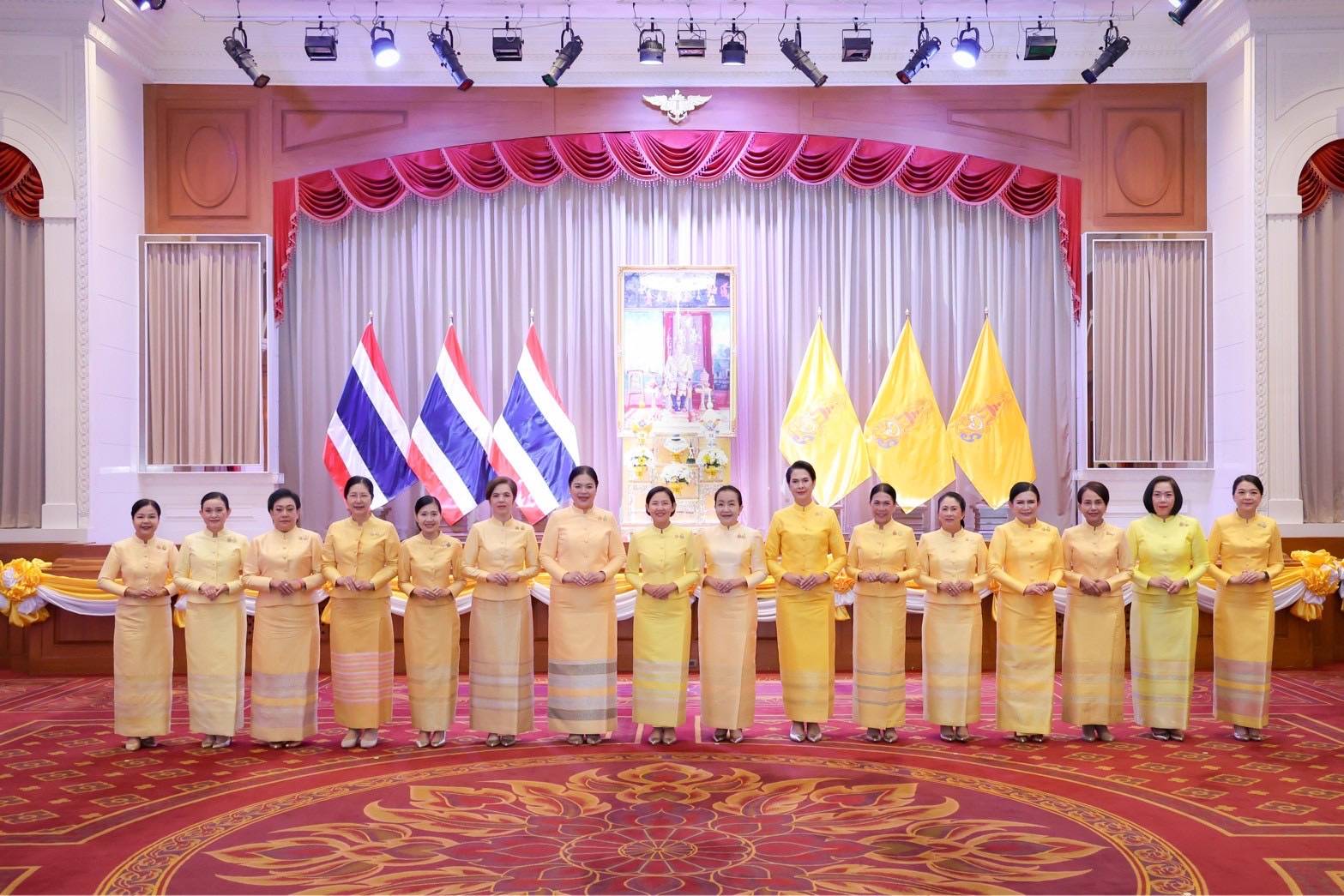 ๗๐ พิธีลงนามถวายพระพรชัยมงคล พระบาทสมเด็จพระเจ้าอยู่หัว เนื่องในโอกาสวันฉัตรมงคล (๔ พ.ค.๖๘)