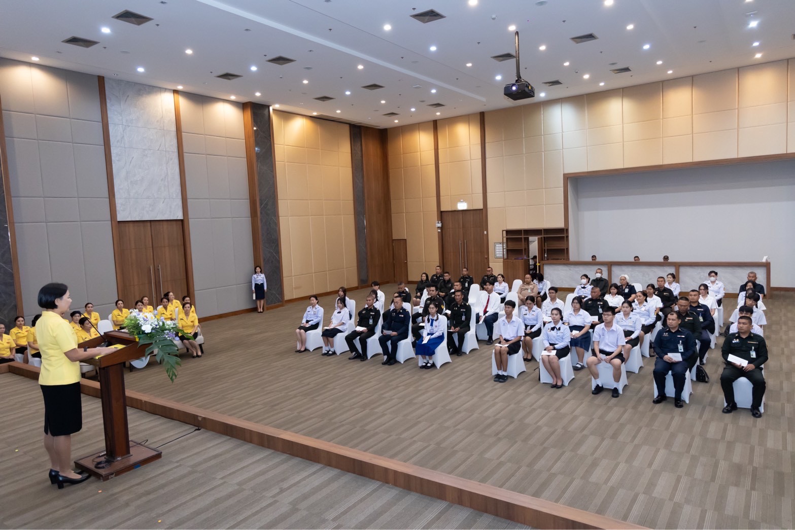 ๗๓ พิธีมอบทุนการศึกษาประเภทเรียนดี สมาคมภริยาข้าราชการสำนักงานปลัดกระทรวงกลาโหม