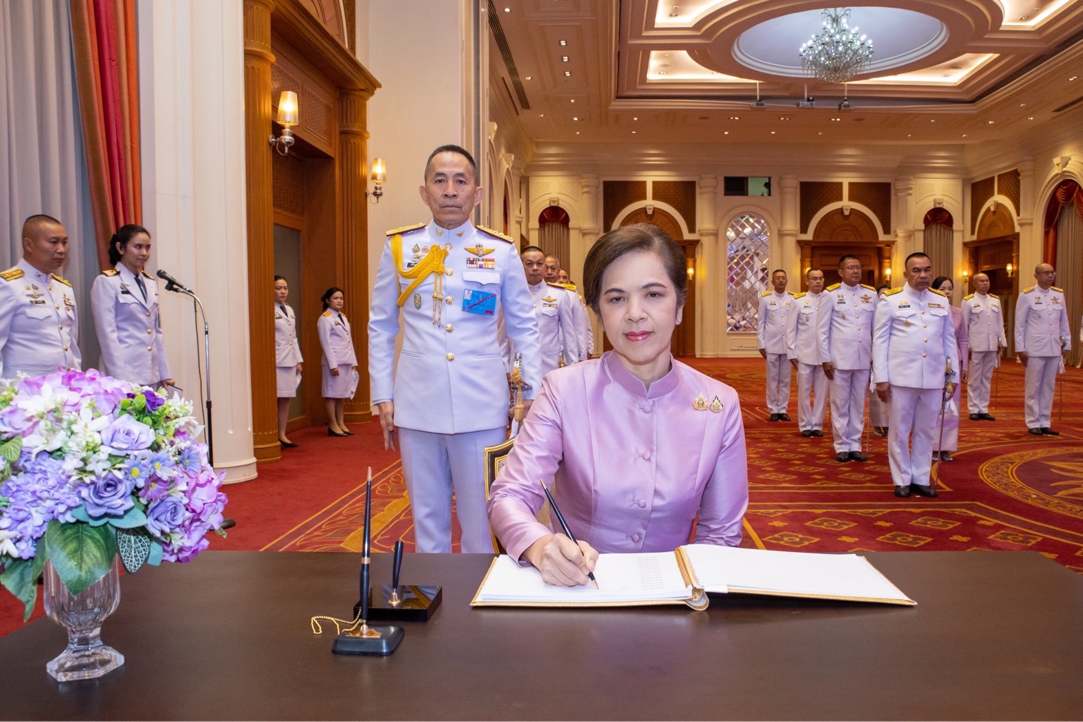 ๗๗ การจัดกิจกรรมเฉลิมพระเกียรติ เนื่องในโอกาสมหามงคลเฉลิมพระชนมพรรษา สมเด็จพระนางเจ้าสุทิดาพัชรสุธาพิมลลักษณ พระบรมราชินี