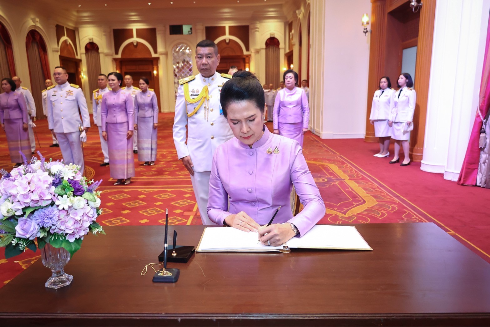 ๗๗ การจัดกิจกรรมเฉลิมพระเกียรติ เนื่องในโอกาสมหามงคลเฉลิมพระชนมพรรษา สมเด็จพระนางเจ้าสุทิดาพัชรสุธาพิมลลักษณ พระบรมราชินี
