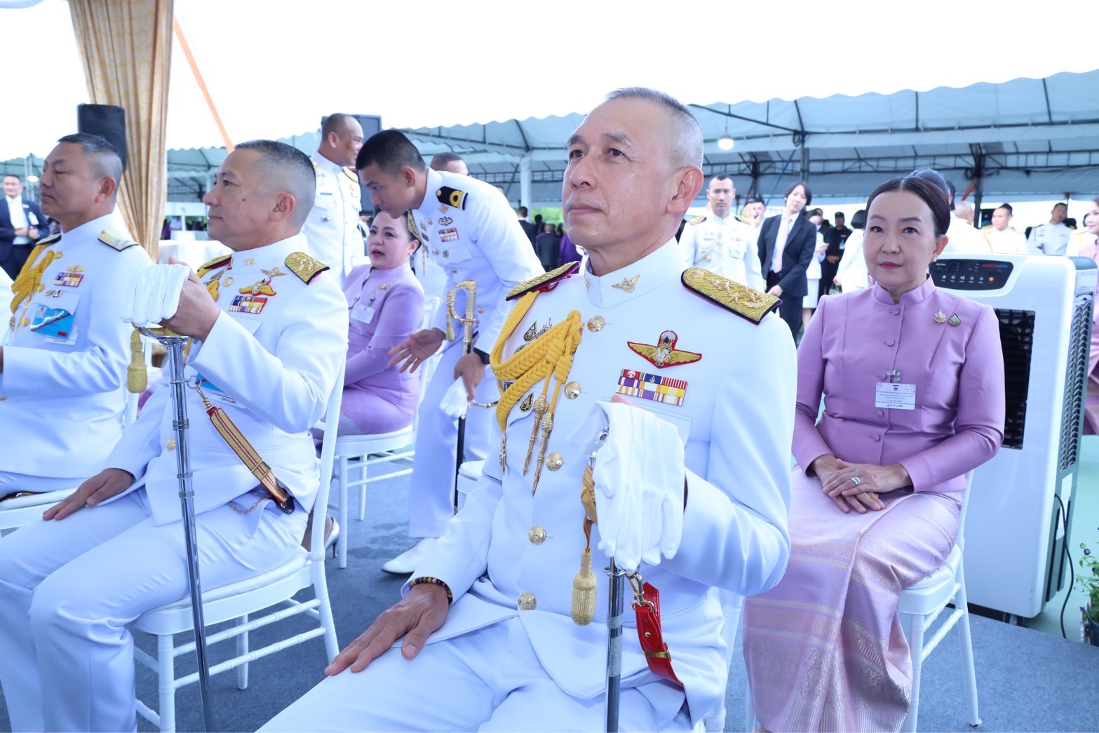 ๗๙ พิธีเจริญพระพุทธมนต์ และพิธีทำบุญตักบาตรถวายเป็นพระราชกุศล เนื่องในโอกาสวันเฉลิมพระชนมพรรษา สมเด็จพระนางเจ้าสุทิดา พัชรสุธาพิมลลักษณ พระบรมราชินี