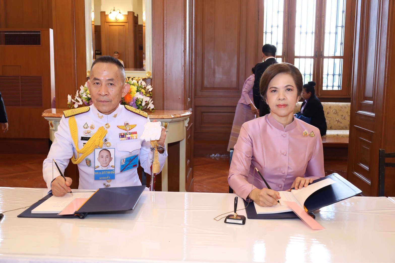 ๘๐ พิธีลงนามถวายพระพรชัยมงคล เนื่องในโอกาสวันเฉลิมพระชนมพรรษา สมเด็จพระนางเจ้าสุทิดา พัชรสุธาพิมลลักษณ พระบรมราชินี