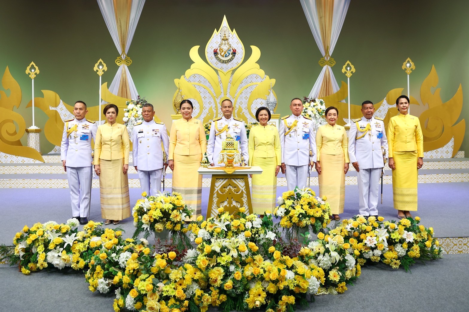 ๘๘ การบันทึกเทปโทรทัศน์อาเศียรวาทถวายพระพรขัยมงคล เนื่องในโอกาสวันเฉลิมพระชนมพรรษาพระบาทสมเด็จพระเจ้าอยู่หัว (๒๘ ก.ค.๖๘) ของ สป.