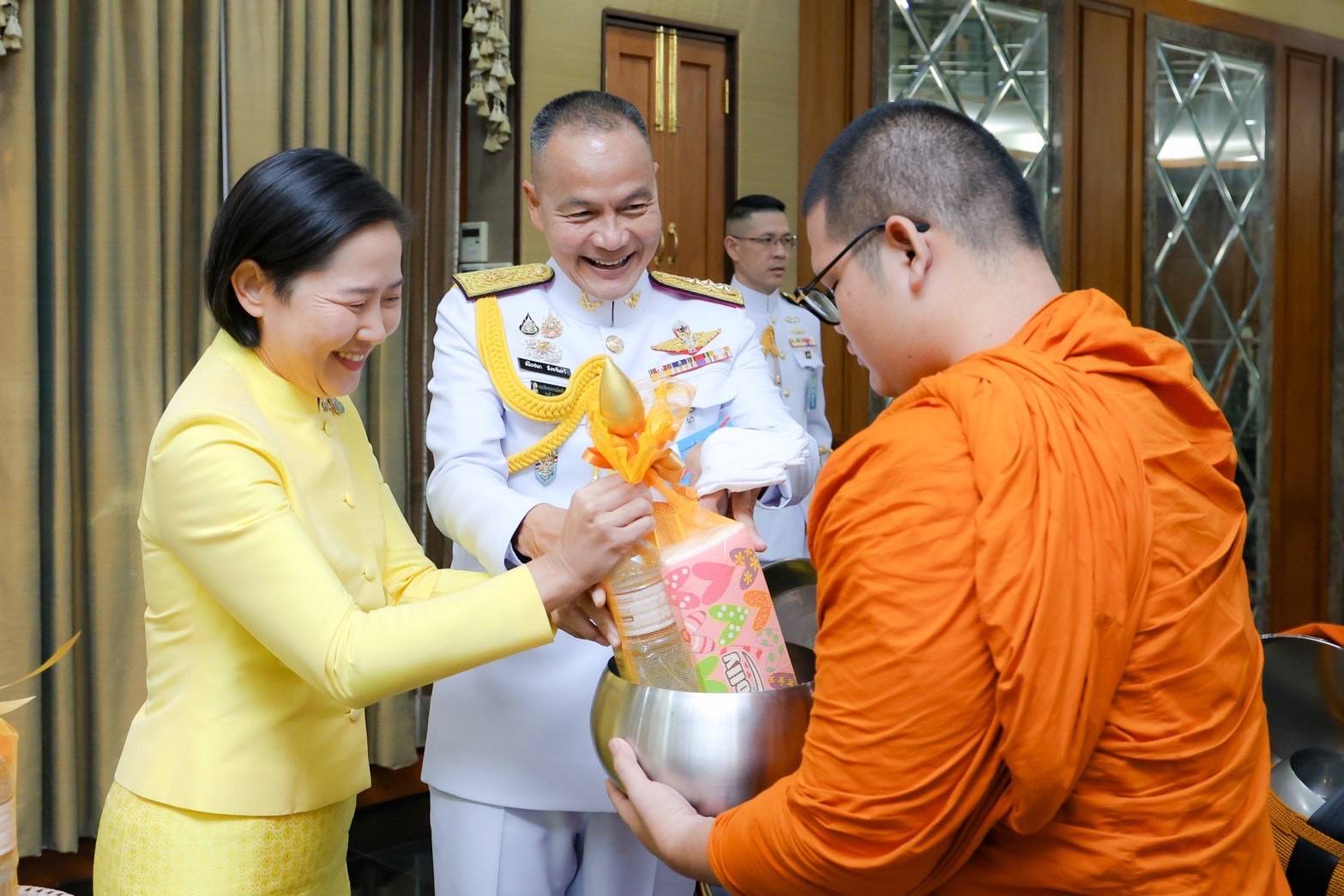 ๙๑ กิจกรรมเฉลิมพระเกียรติพระบาทสมเด็จพระเจ้าอยู่หัว เนื่องในโอกาสวันเฉลิมพระชนมพรรษา
