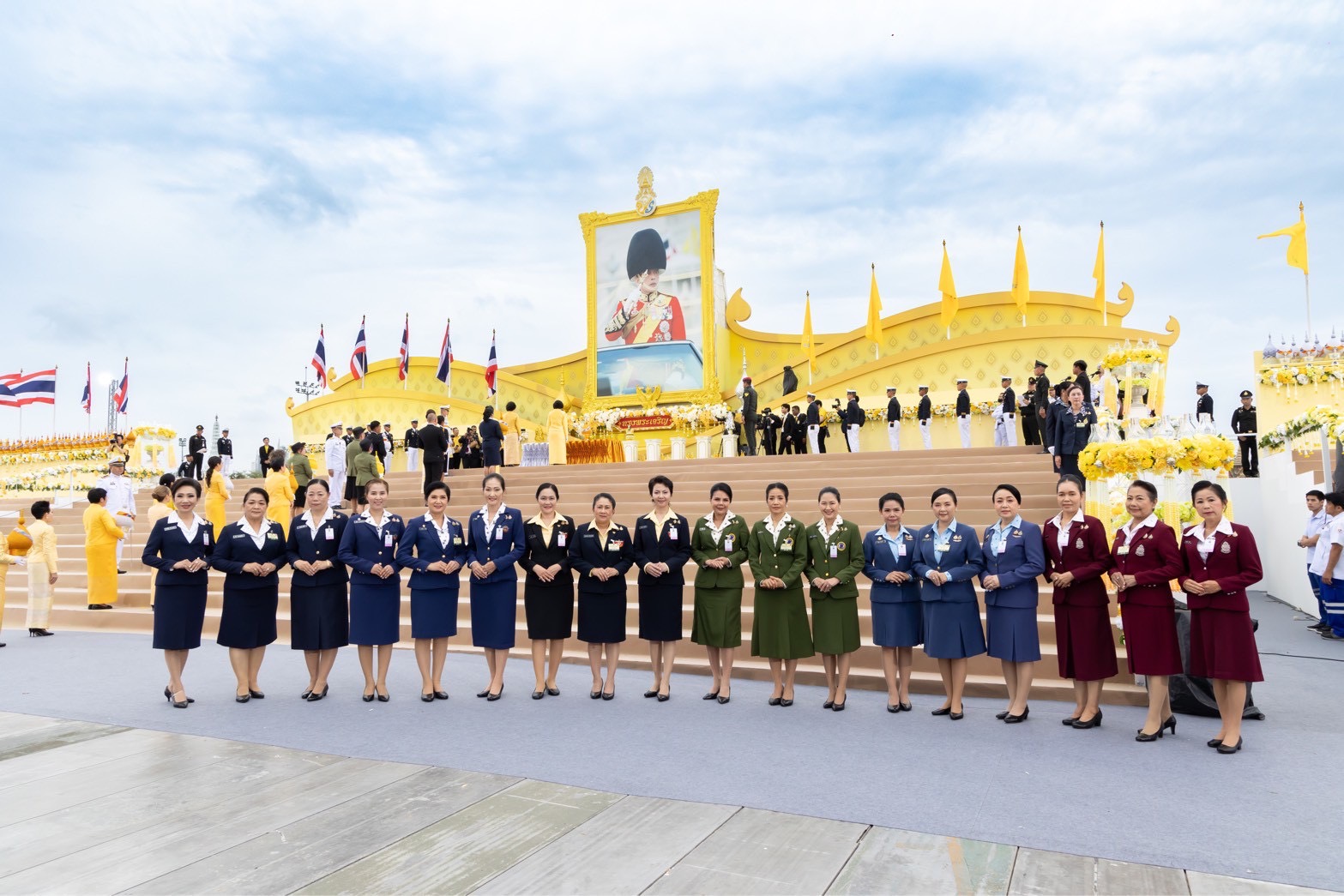 ๙๖ พิธีถวายเครื่องราชสักการะ วางพานพุ่ม และจุดเทียนถวายพระพรชัยมงคล เนื่องในโอกาสวันเฉลิมพระชนมพรรษาพระบาทสมเด็จพระเจ้าอยู่หัว (๒๘ ก.ค.๖๘)