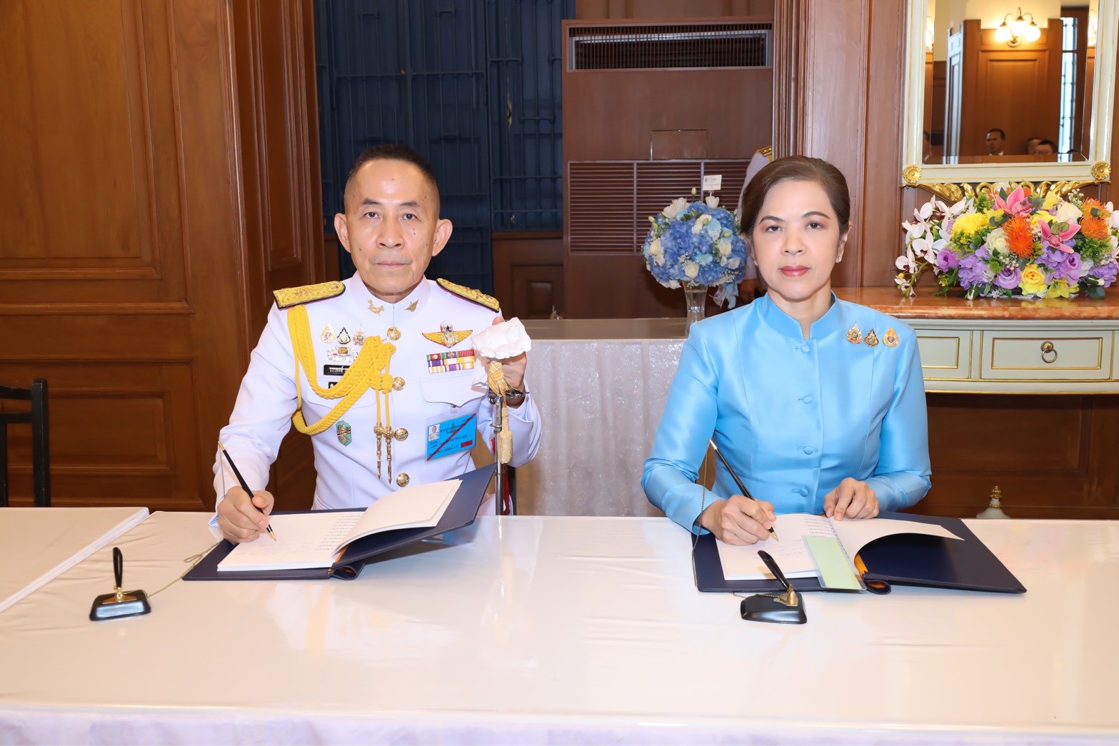 ๑๐๖ พิธีลงนามถวายพระพรชัยมงคล เนื่องในโอกาสวันเฉลิมพระชนมพรรษาสมเด็จพระนางเจ้าสิริกิติ์ พระบรมราชินีนาถ พระบรมราชชนนีพันปีหลวง ๑๒ ส.ค.๖๘