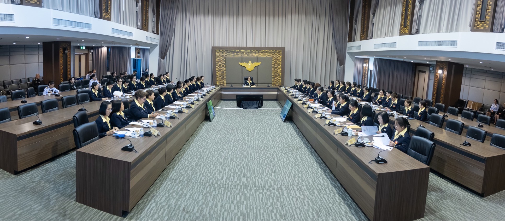 ๑๑๗ การประชุมสรุปผลการดำเนินงานของสมาคมภริยาข้าราชการสำนักงานปลัดกระทรวงกลาโหม รอบ 6 เดือน (เม.ย. - ก.ย.) ประจำปีงบประมาณ พ.ศ.๒๕๖๘