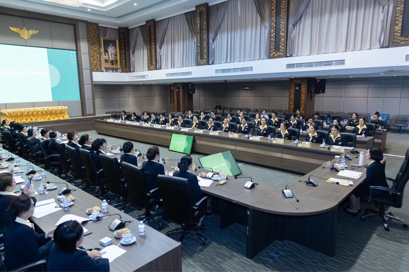 ๑๑๗ การประชุมสรุปผลการดำเนินงานของสมาคมภริยาข้าราชการสำนักงานปลัดกระทรวงกลาโหม รอบ 6 เดือน (เม.ย. - ก.ย.) ประจำปีงบประมาณ พ.ศ.๒๕๖๘