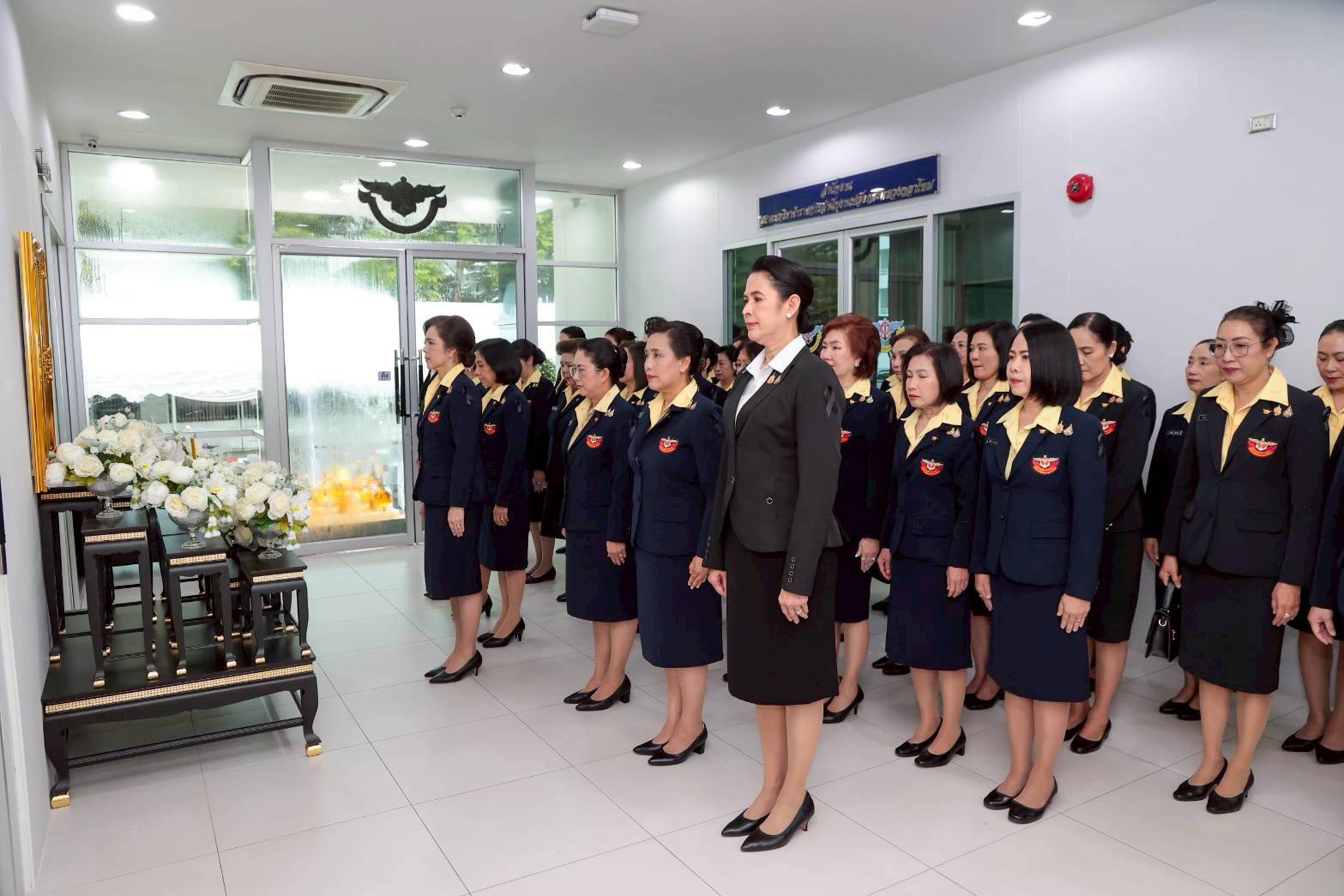 ๑๓ พิธีบำเพ็ญกุศลและแสดงความอาลัยถวายเป็นพระราชกุศลเแด่สมเด็จพระนางเจ้าสิริกิติ์ พระบรมราชินีนาถ พระบรมราชชนนีพันปีหลวง ในวาระครบ ๑๕ วัน “ปัณรสมวาร”