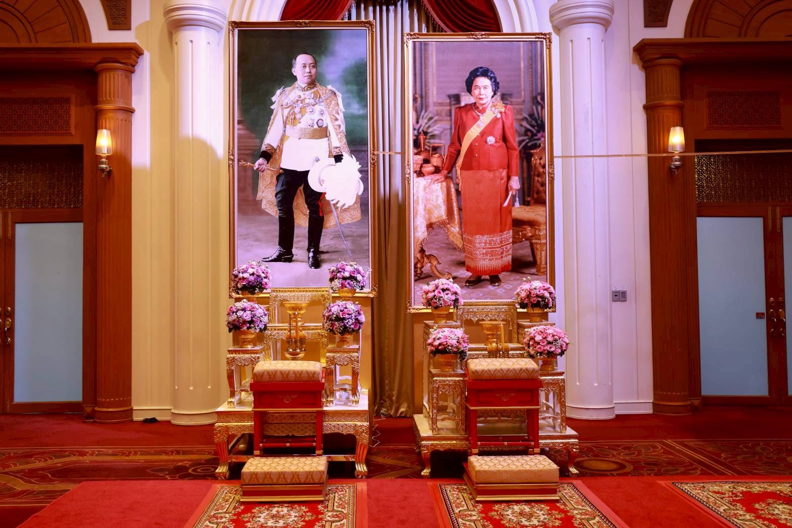 ๑๗ การจัดกิจกรรมเฉลิมพระเกียรติพระบาทสมเด็จพระมงกุฎเกล้าเจ้าอยู่หัว เนื่องในโอกาสวันคล้ายวันสวรรค...