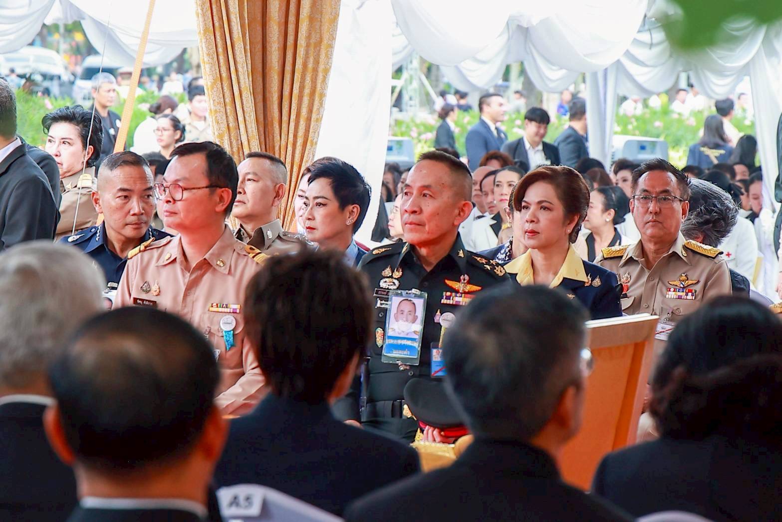 ๒๖ เฝ้ารับเสด็จสมเด็จพระกนิษฐาธิราชเจ้า กรมสมเด็จพระเทพรัตนราชสุดาฯ สยามบรมราชกุมารี ในโอกาสเสด็จพระราชดำเนินทรงเปิดงานกาชาด ประจำปี ๒๕๖๘